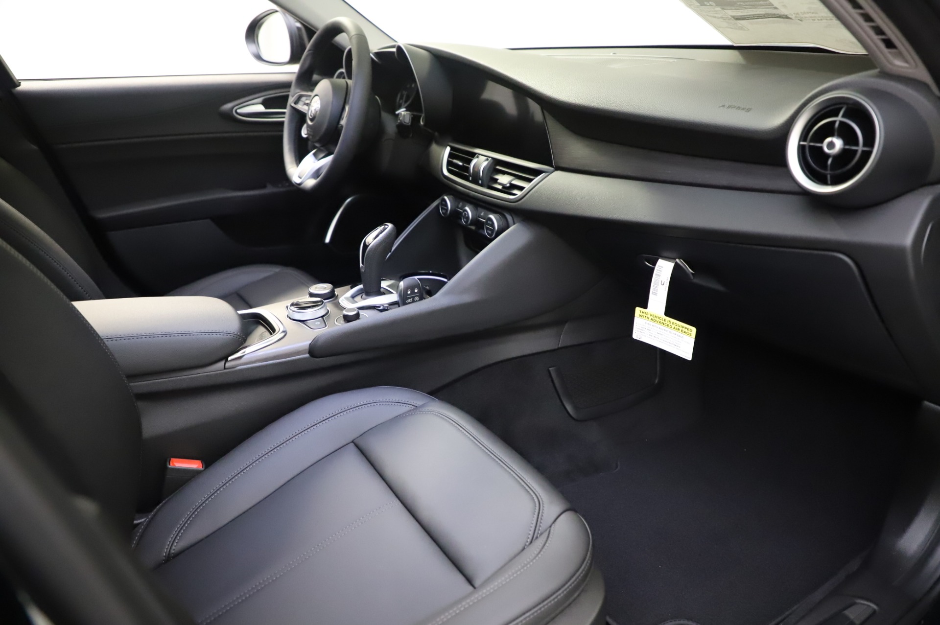 New-2020-Alfa-Romeo-Giulia-Ti-Q4