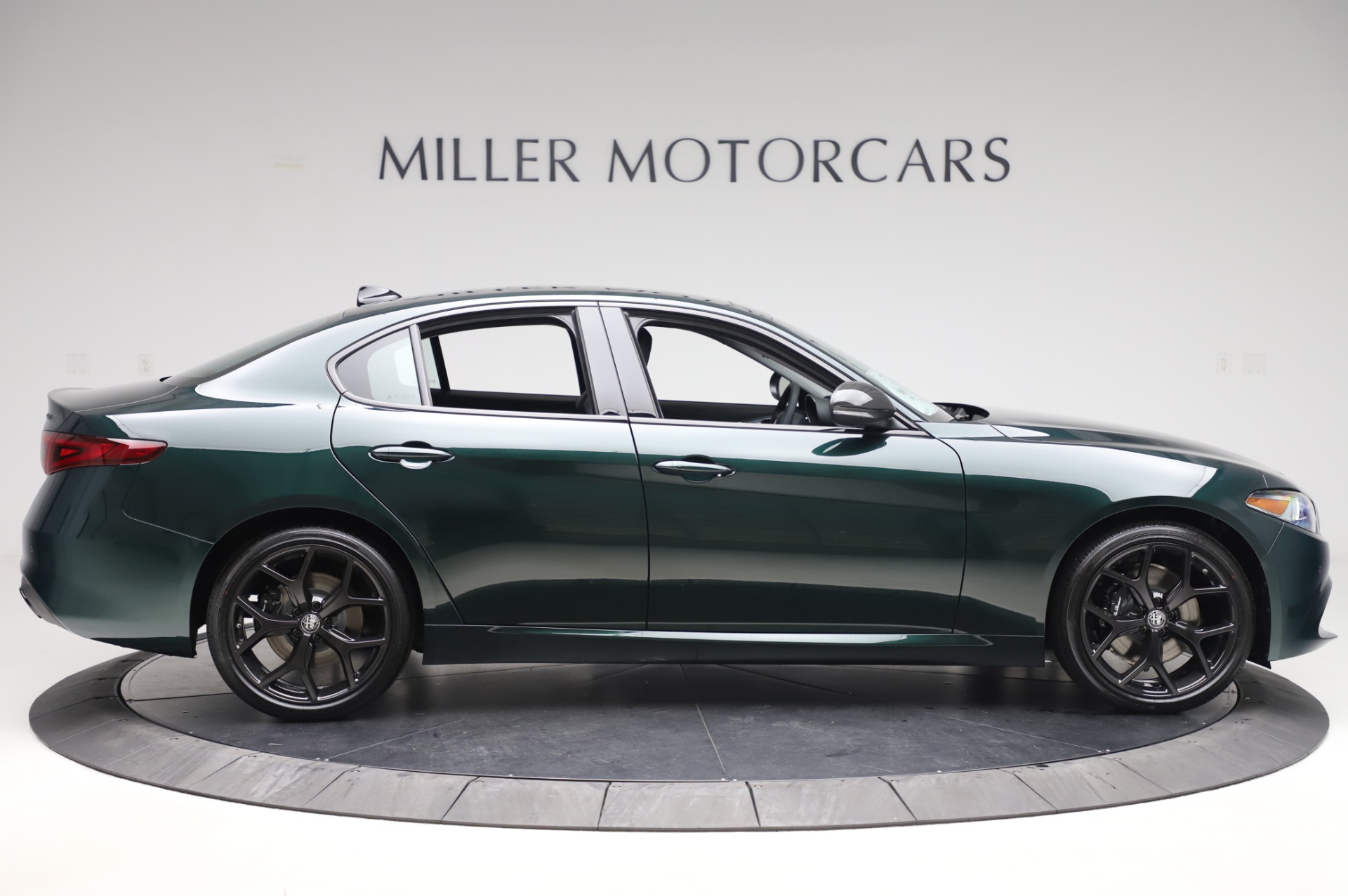 New-2020-Alfa-Romeo-Giulia-Ti-Q4