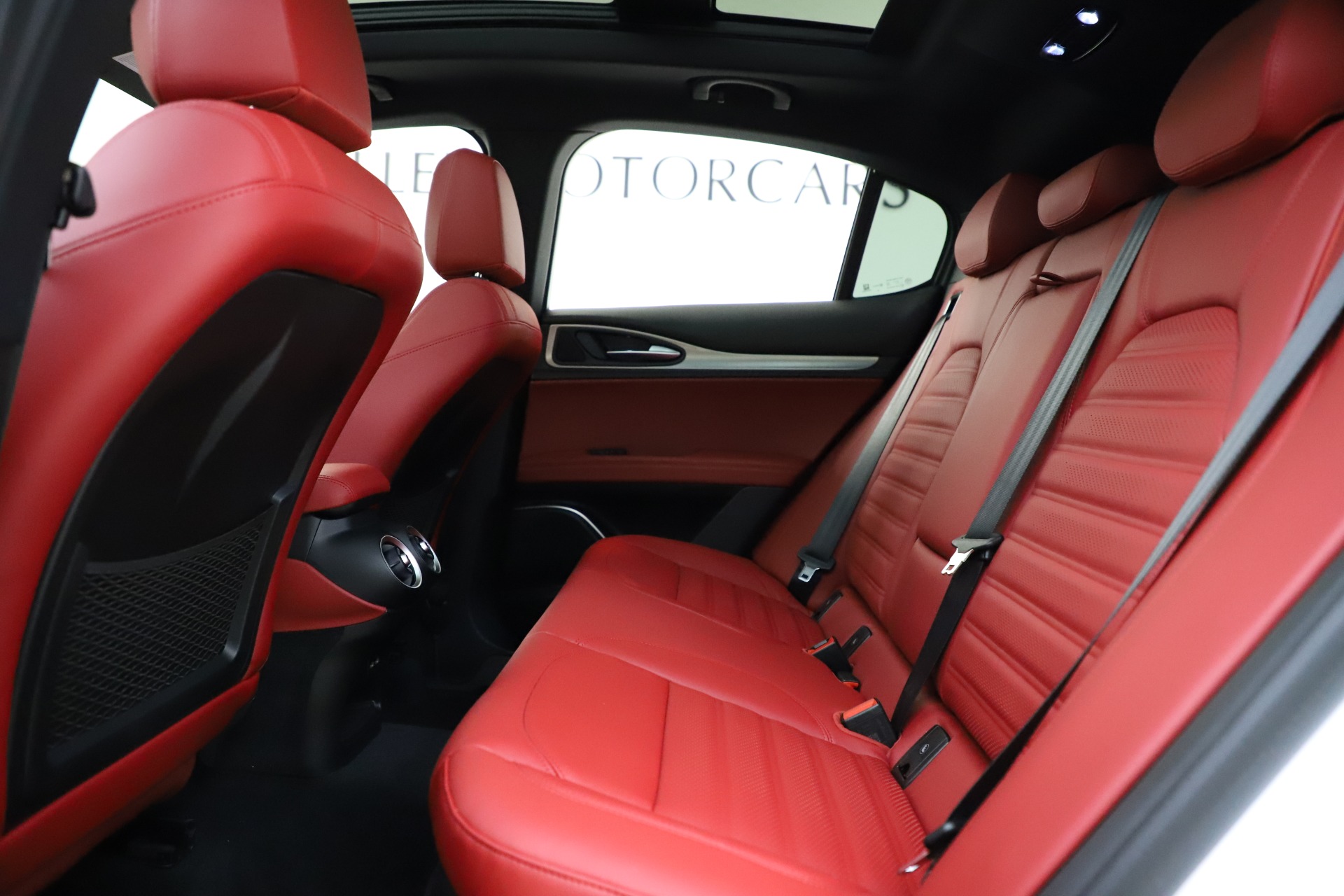 New-2020-Alfa-Romeo-Stelvio-Ti-Sport-Q4