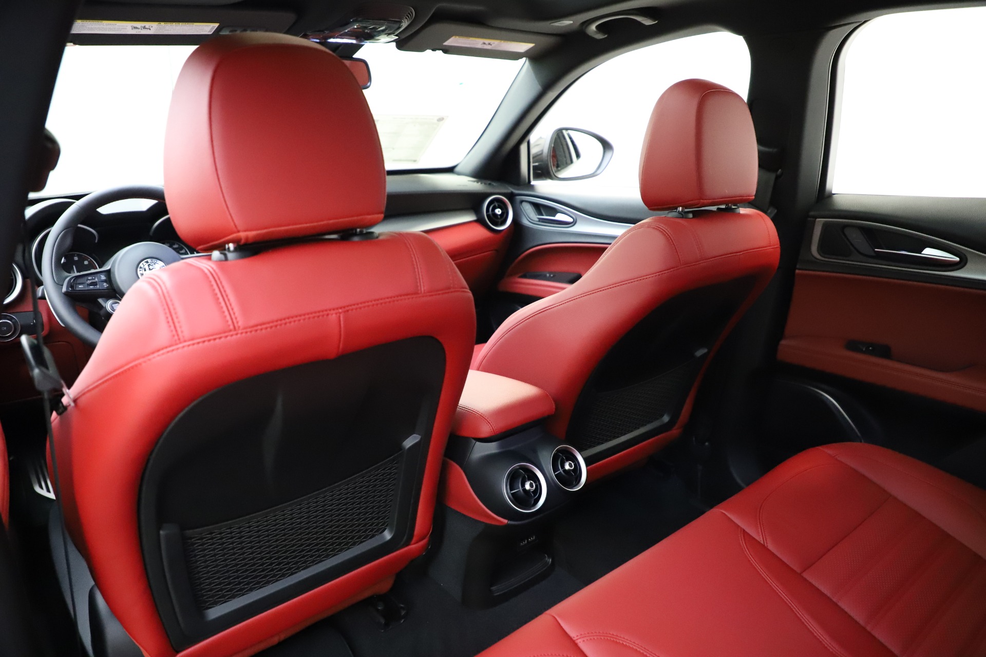 New-2020-Alfa-Romeo-Stelvio-Ti-Sport-Q4