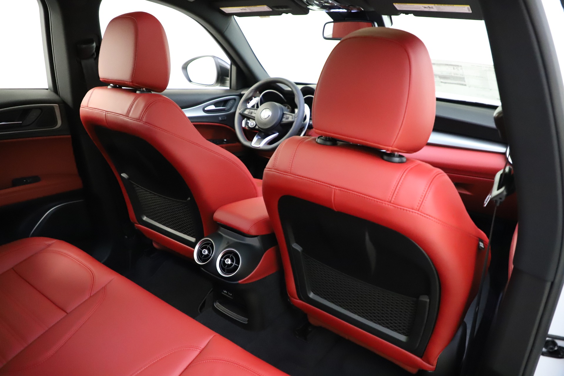 New-2020-Alfa-Romeo-Stelvio-Ti-Sport-Q4