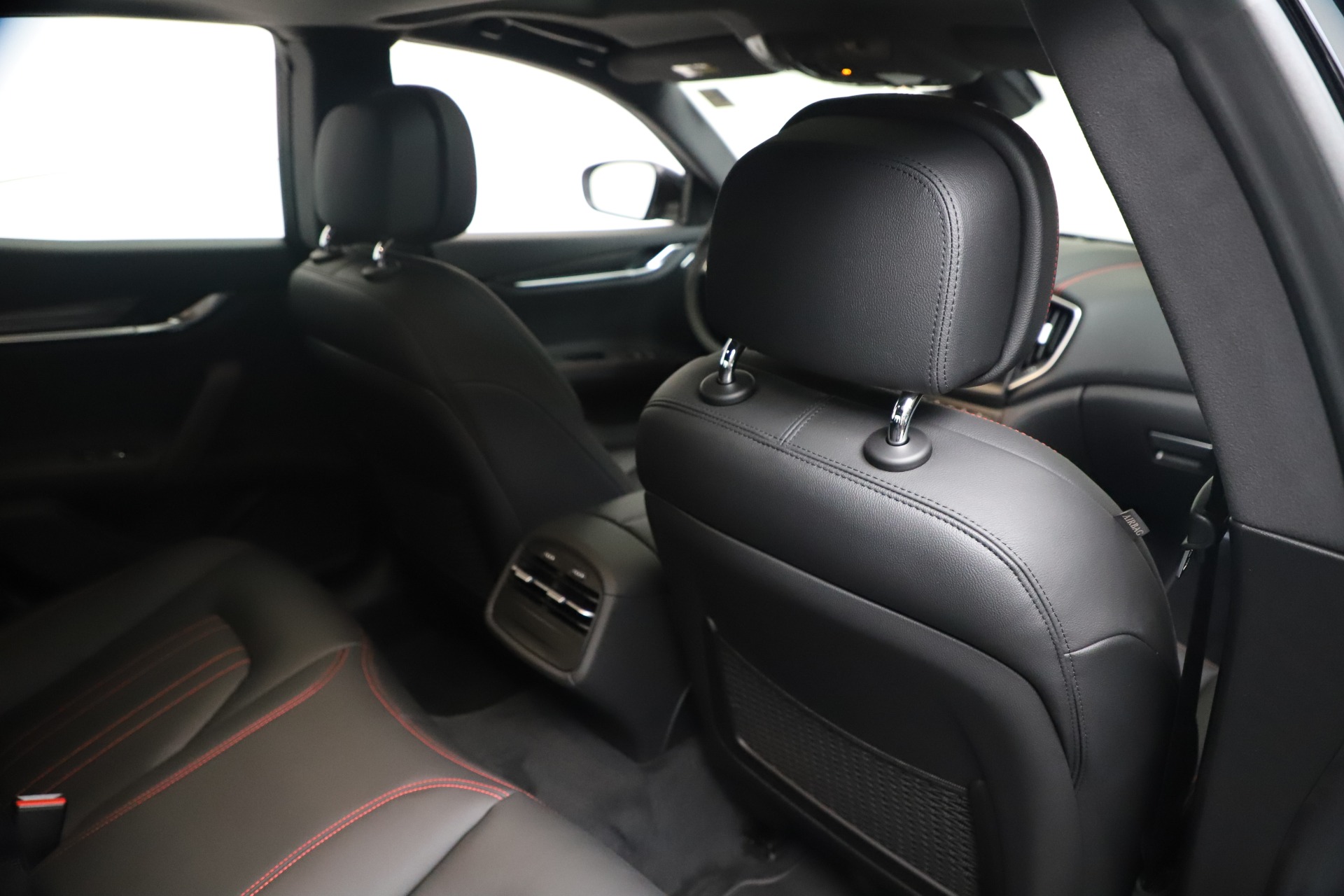 New-2020-Maserati-Ghibli-S-Q4