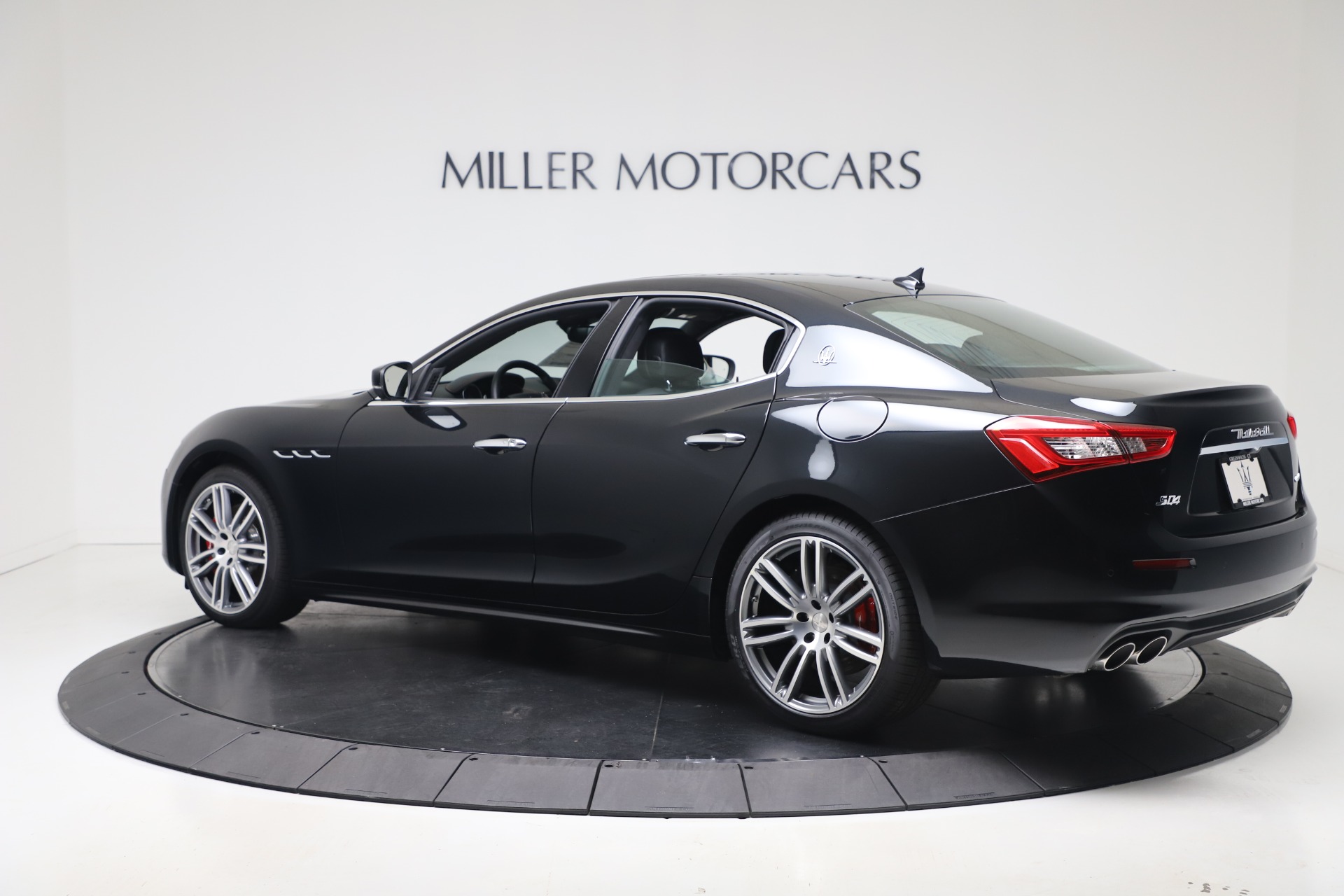 New-2020-Maserati-Ghibli-S-Q4