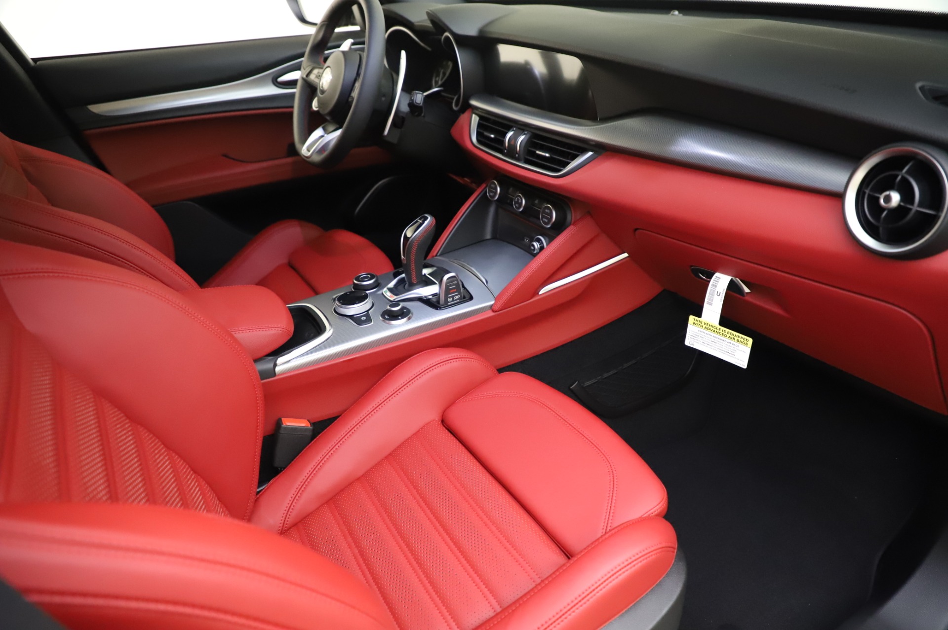 New-2020-Alfa-Romeo-Stelvio-Ti-Sport-Q4