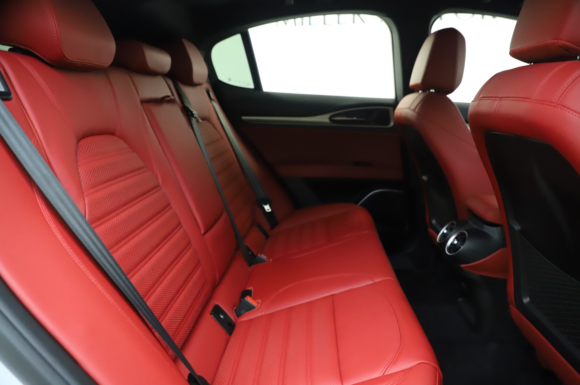 New-2020-Alfa-Romeo-Stelvio-Ti-Sport-Q4