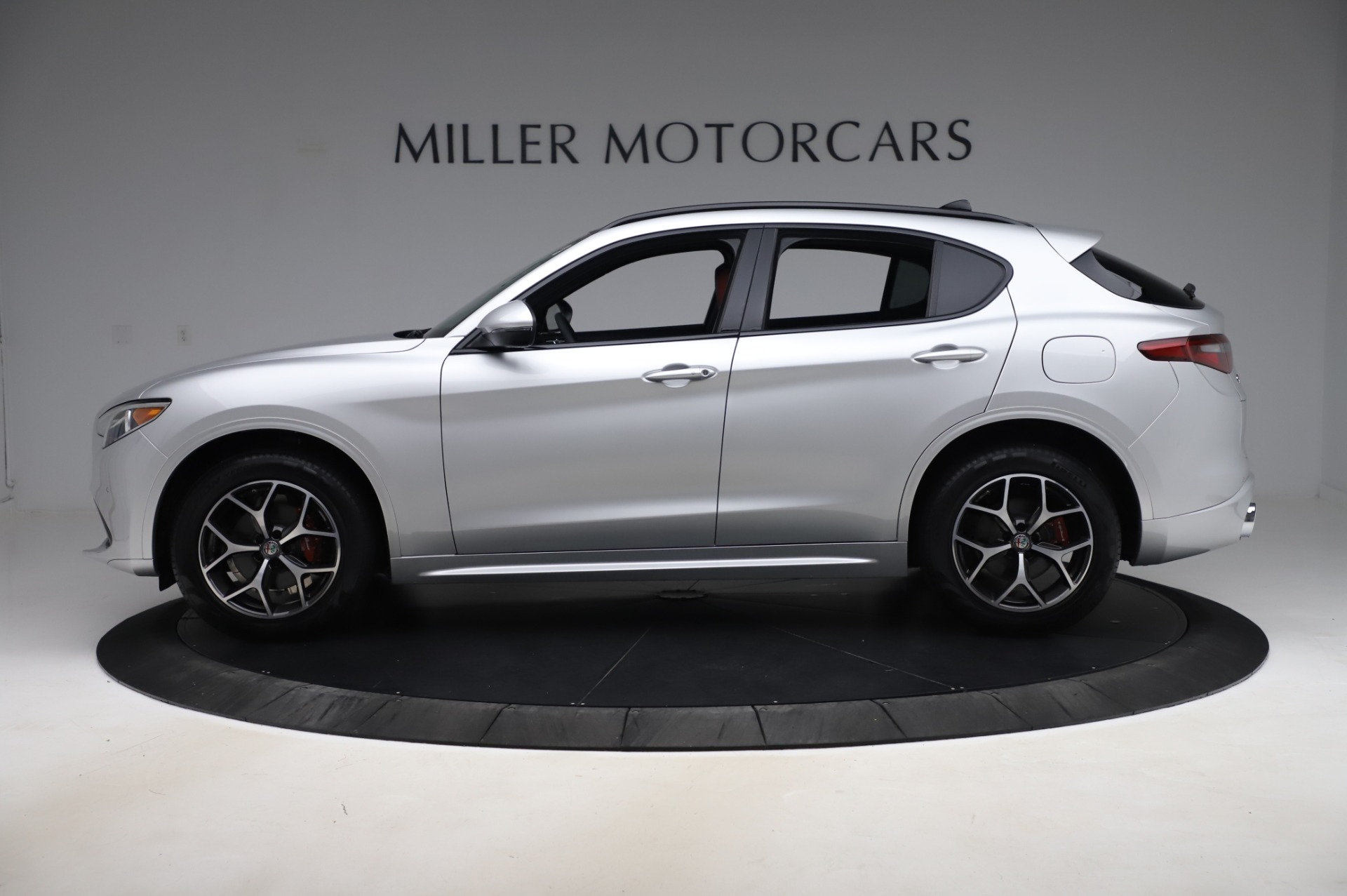 New-2020-Alfa-Romeo-Stelvio-Ti-Sport-Q4