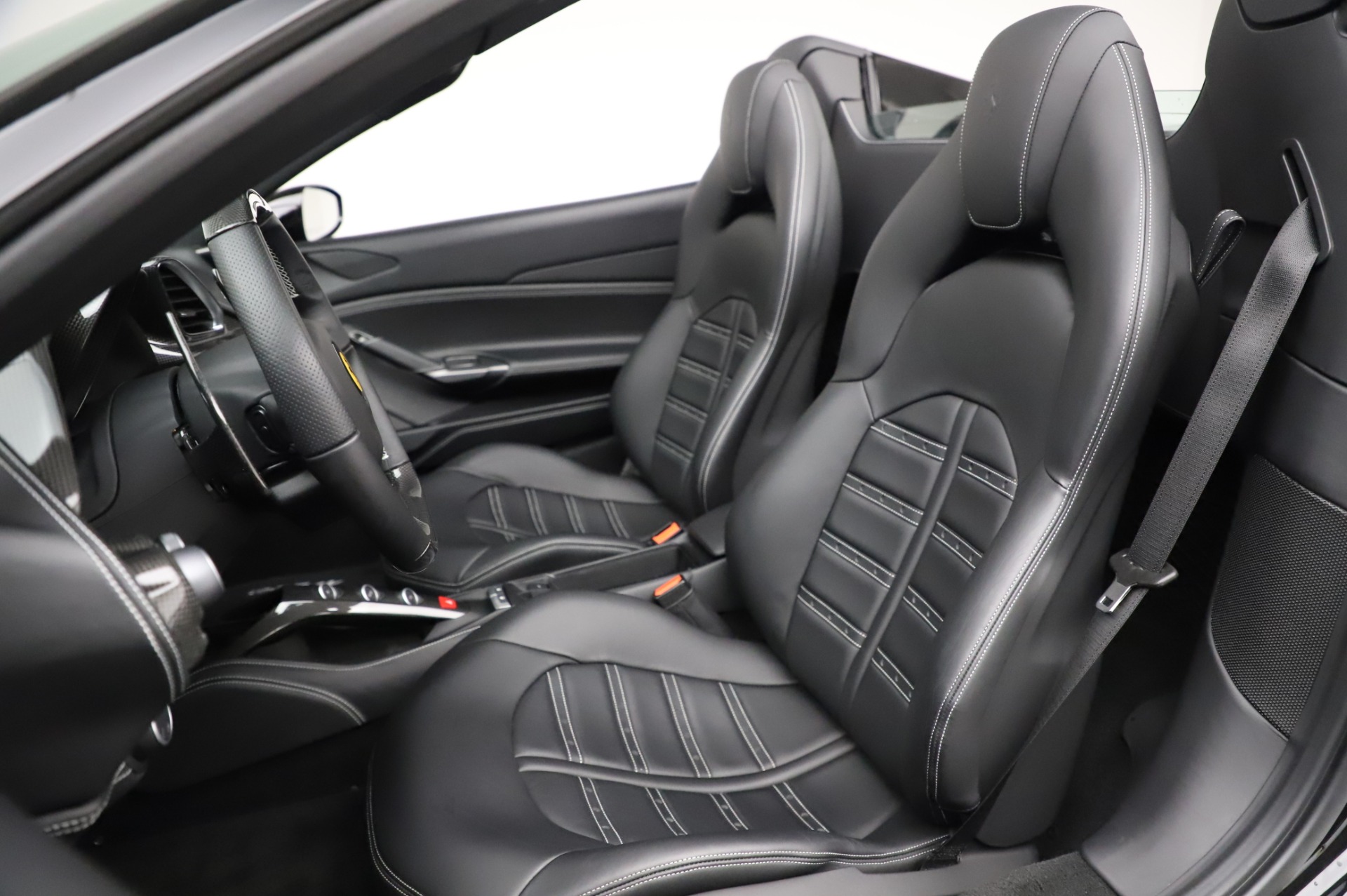 Used-2017-Ferrari-488-Spider
