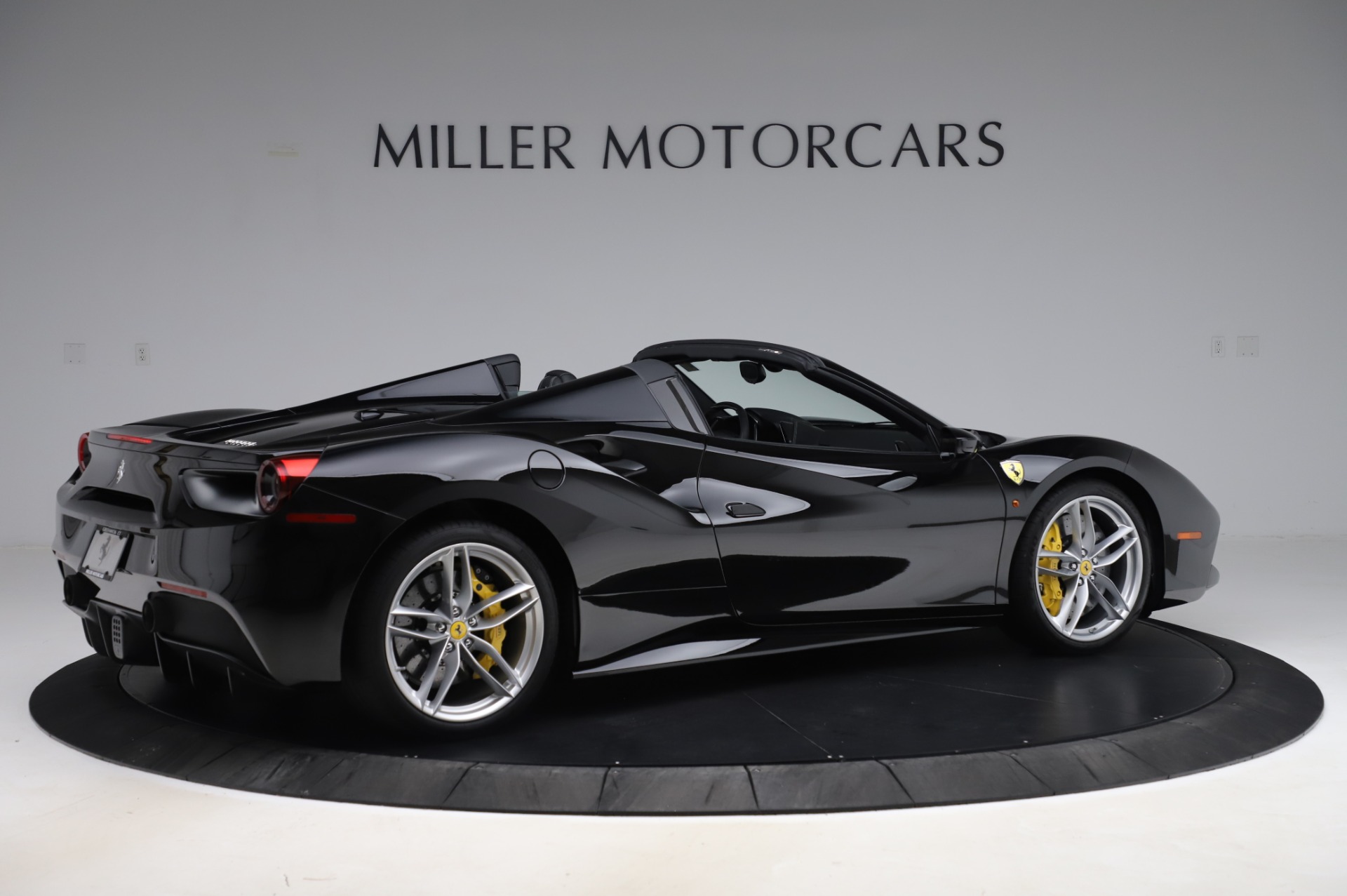 Used-2017-Ferrari-488-Spider