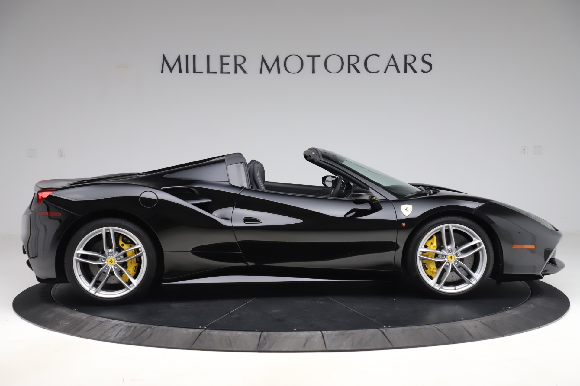 Used-2017-Ferrari-488-Spider
