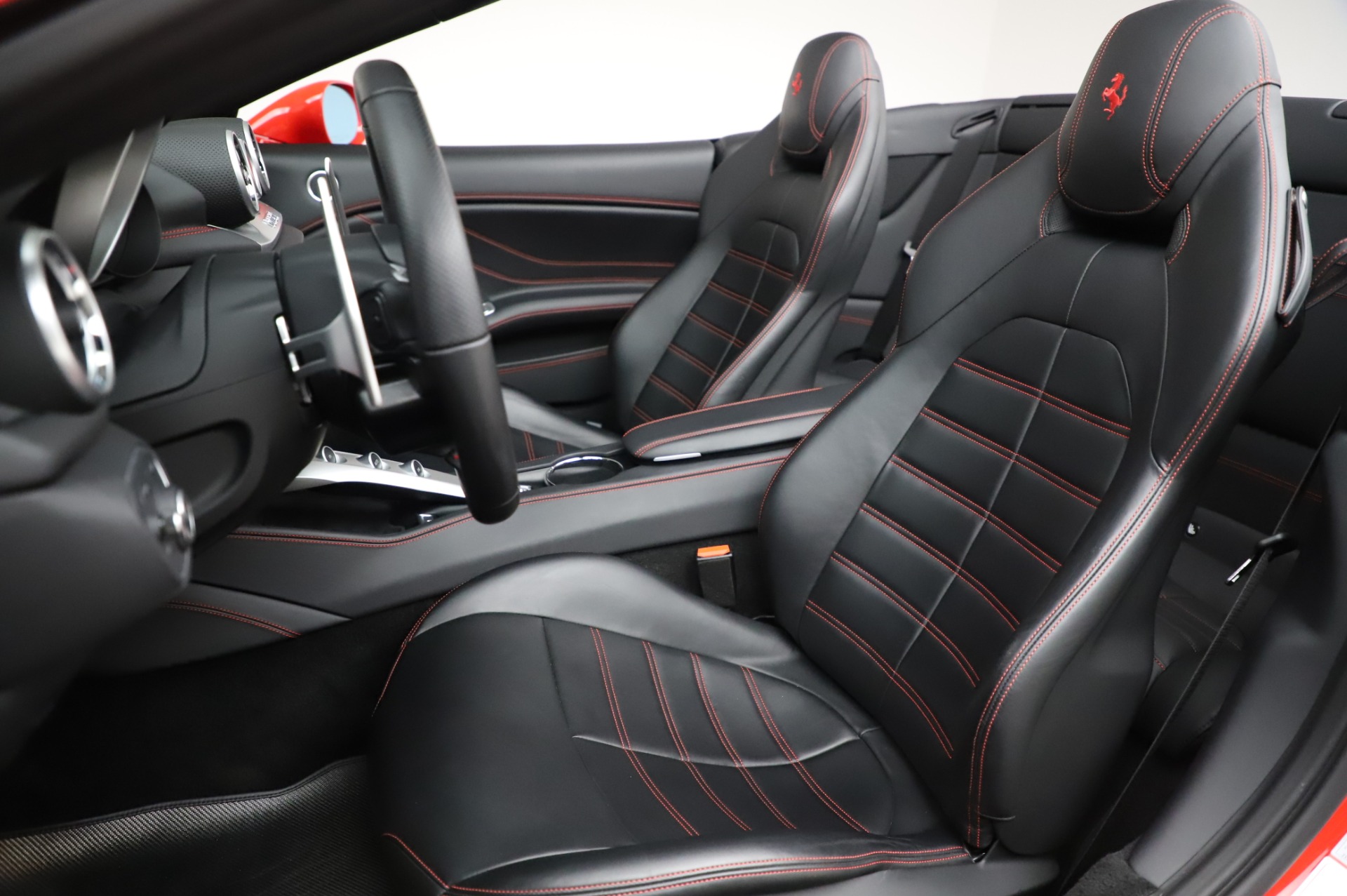 Used-2017-Ferrari-California-T