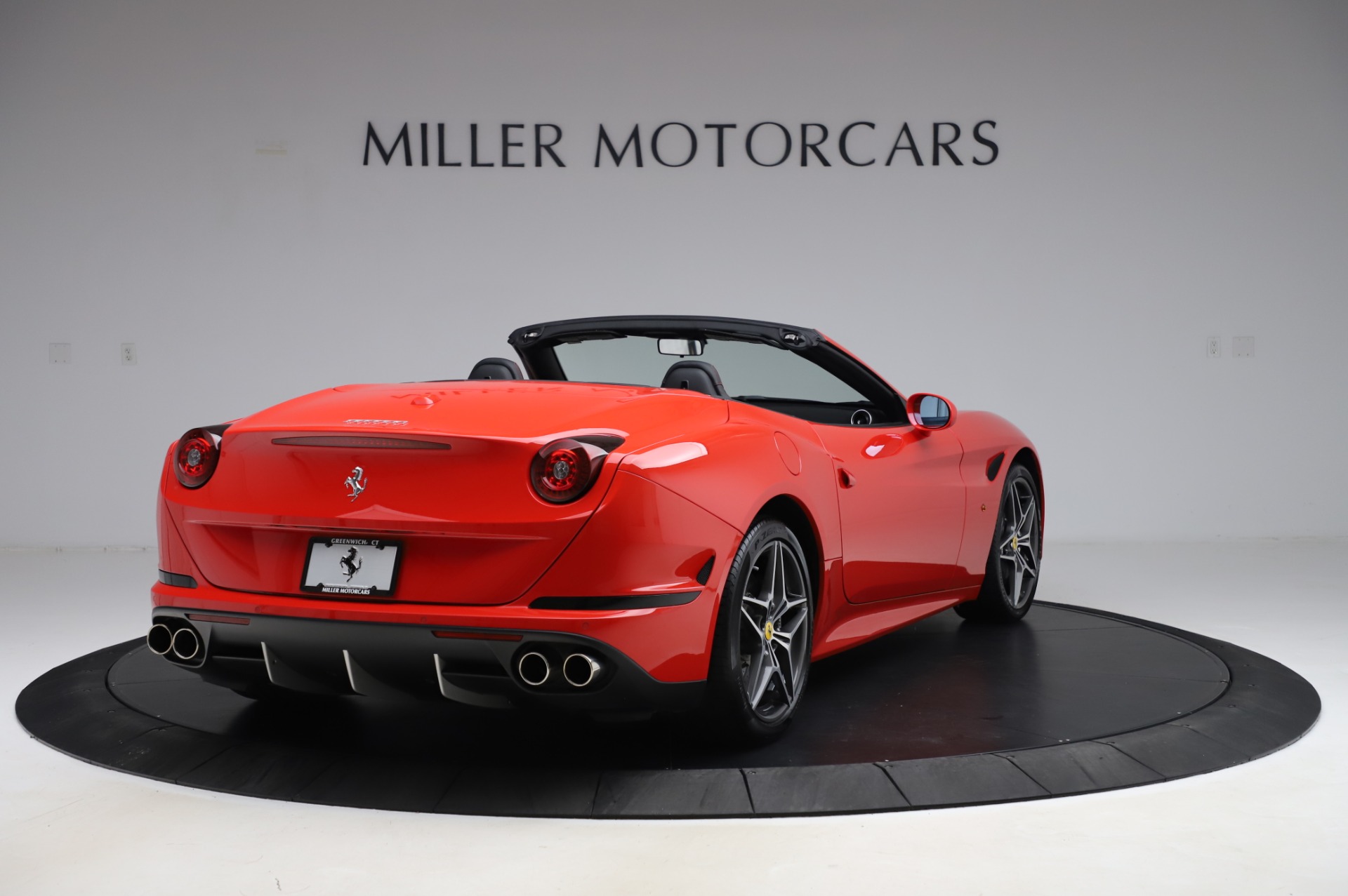 Used-2017-Ferrari-California-T