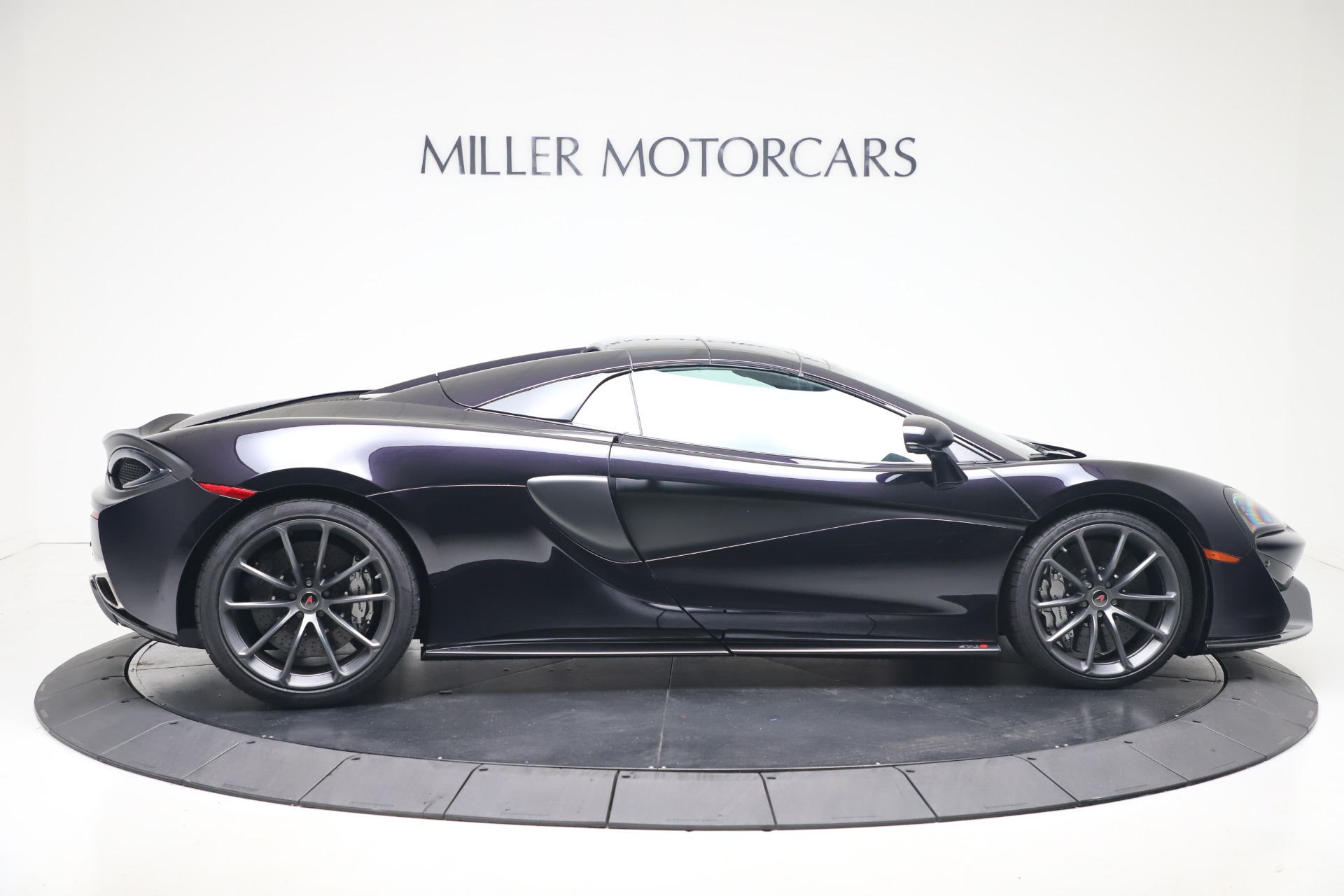 Used-2019-McLaren-570S-Spider