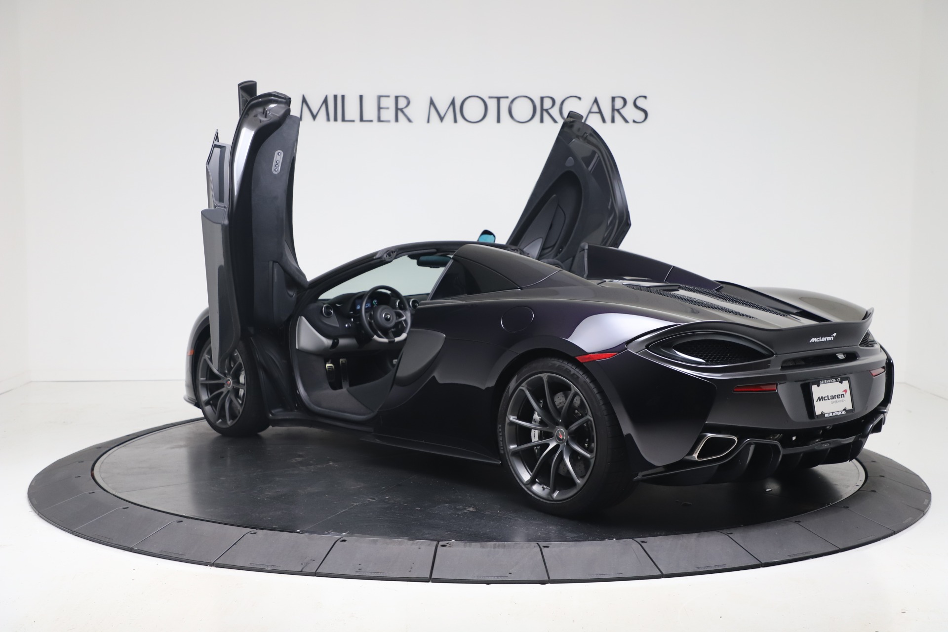 Used-2019-McLaren-570S-Spider