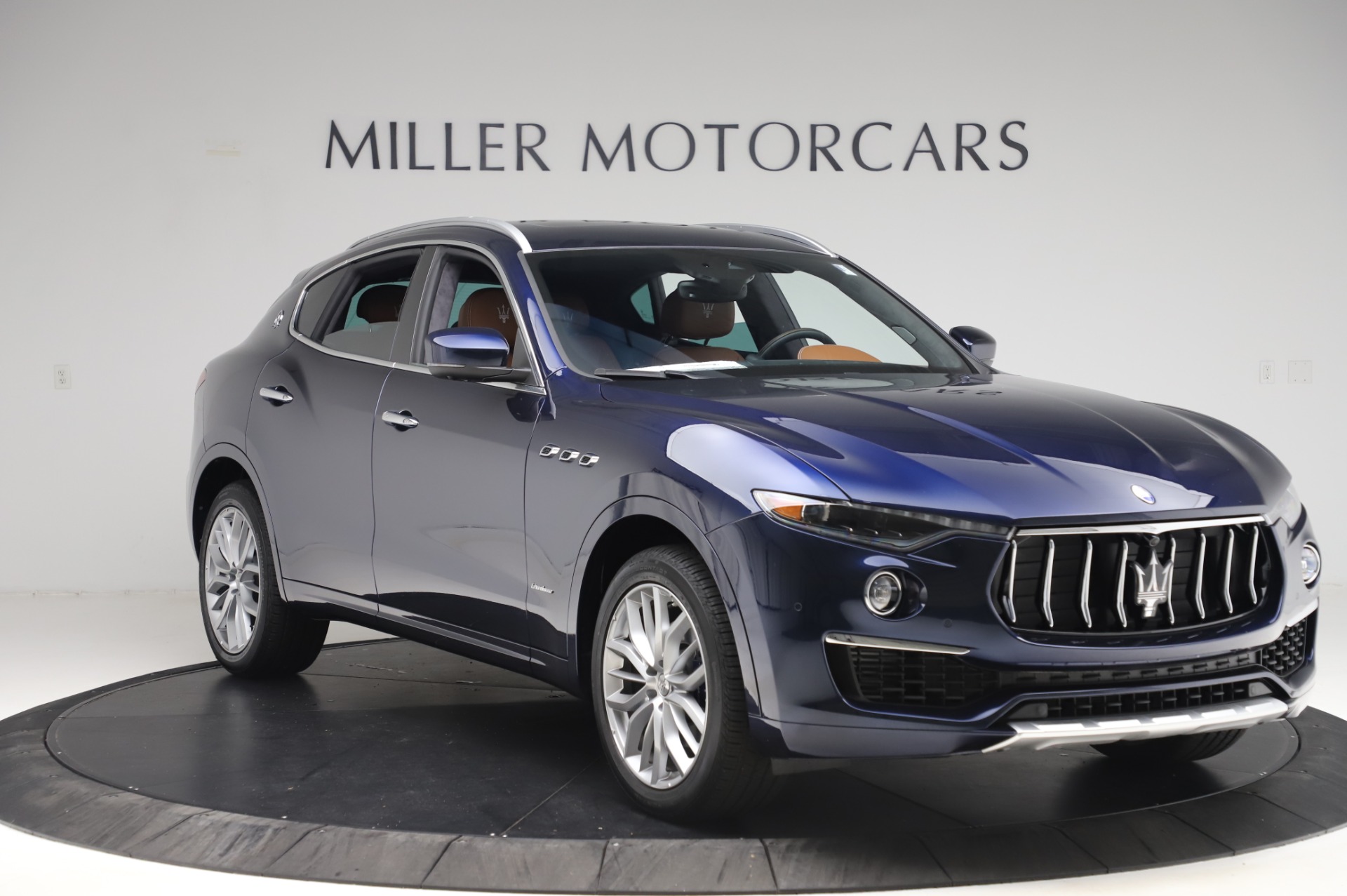 New-2020-Maserati-Levante-Q4-GranLusso
