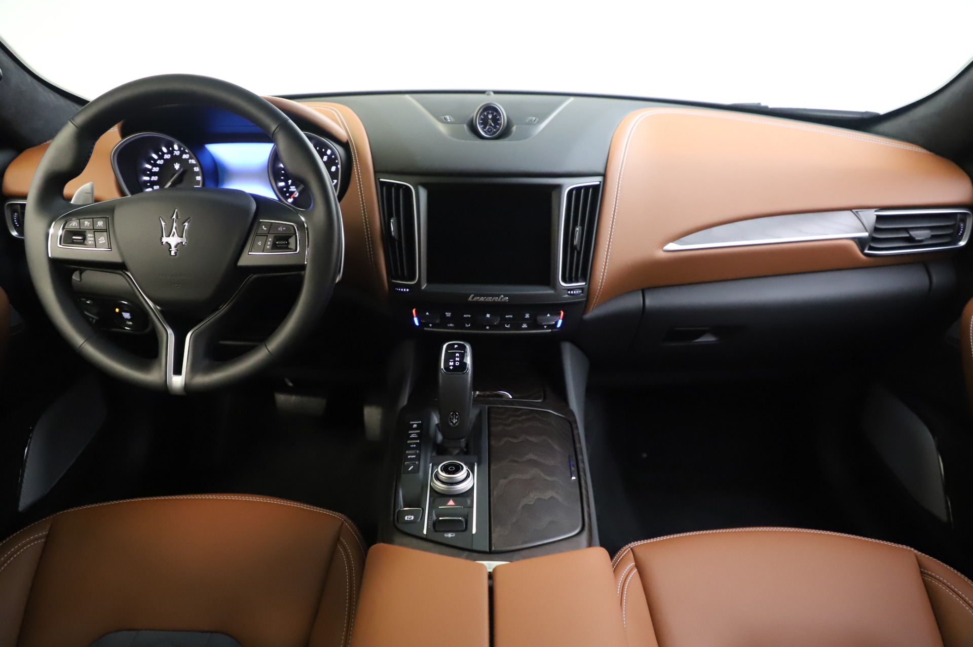 New-2020-Maserati-Levante-Q4-GranLusso