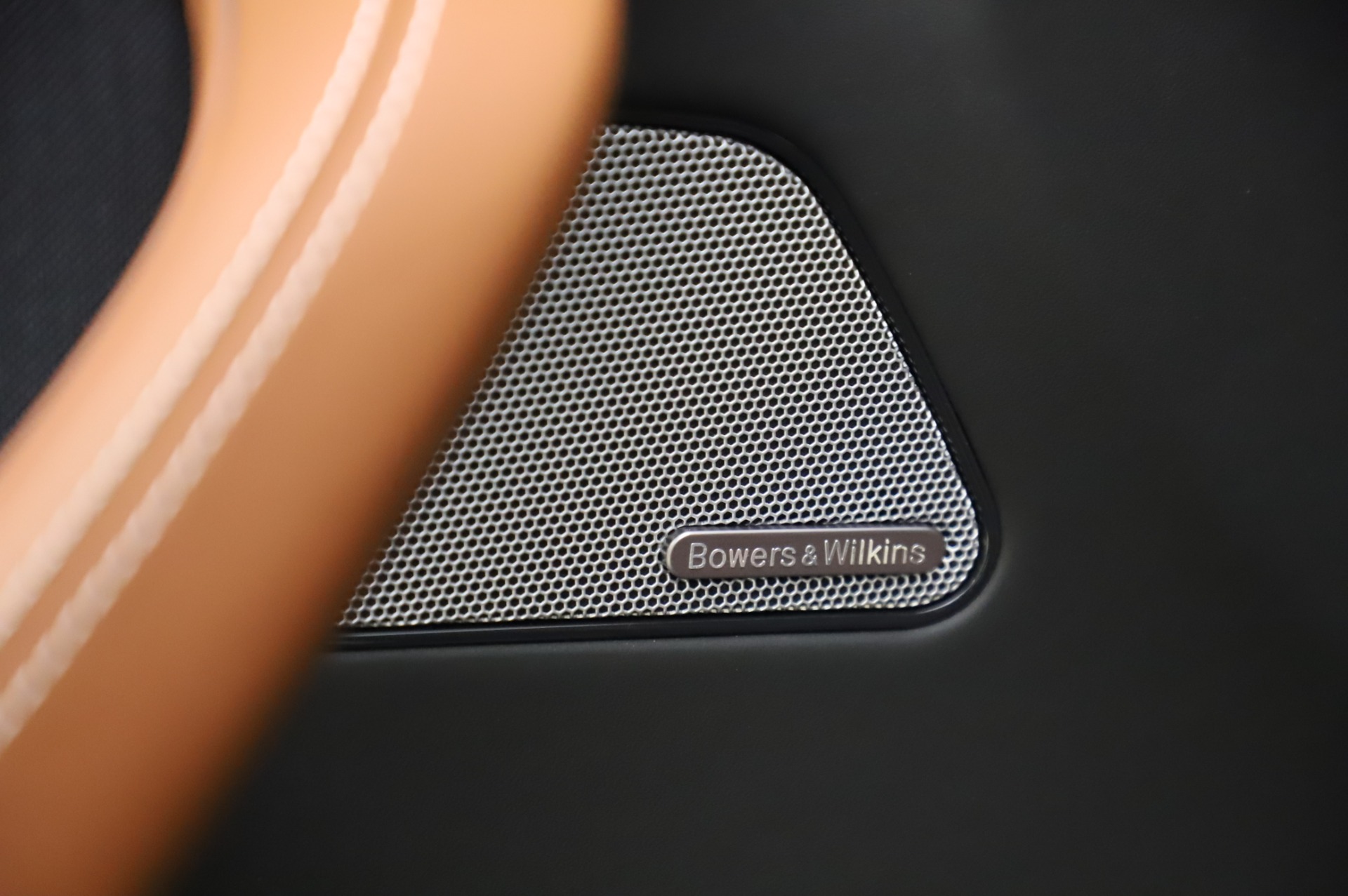 New-2020-Maserati-Levante-Q4-GranLusso