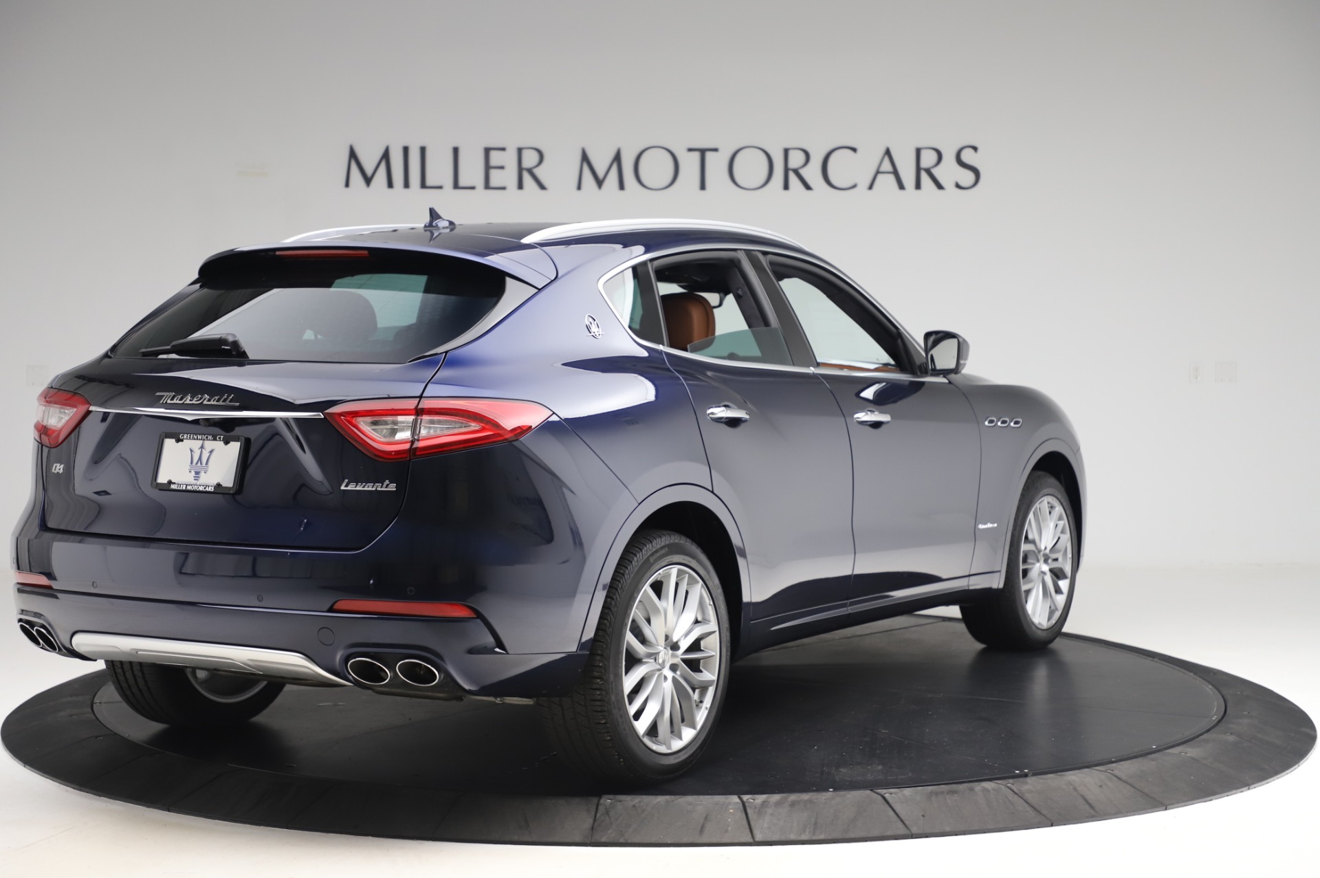 New-2020-Maserati-Levante-Q4-GranLusso