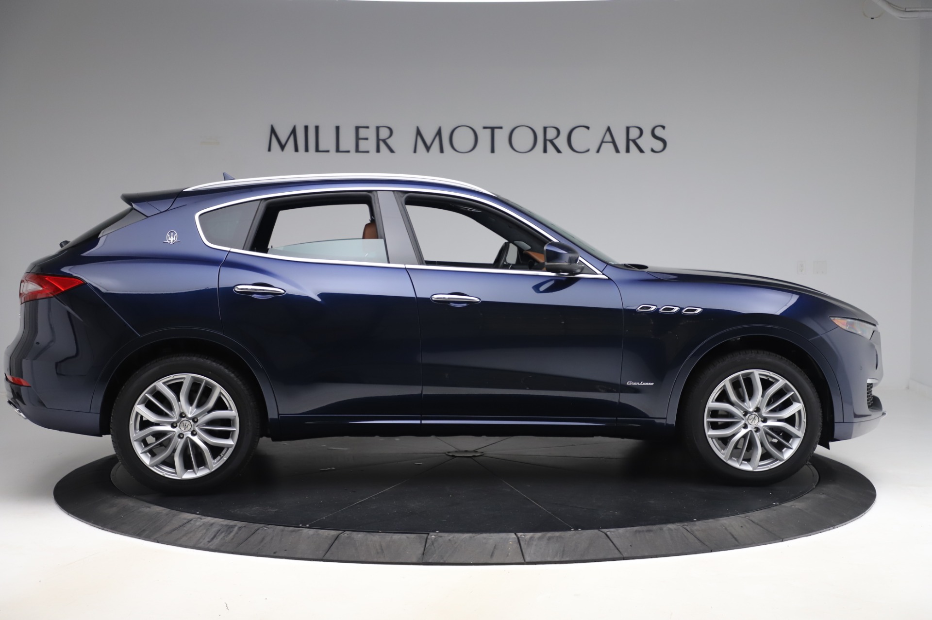 New-2020-Maserati-Levante-Q4-GranLusso