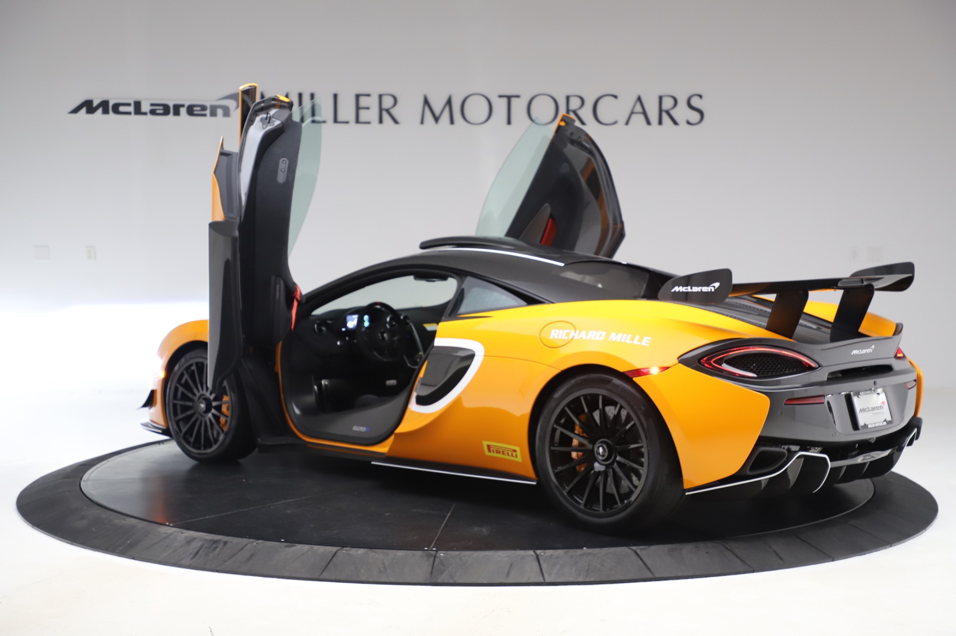 New-2020-McLaren-620R