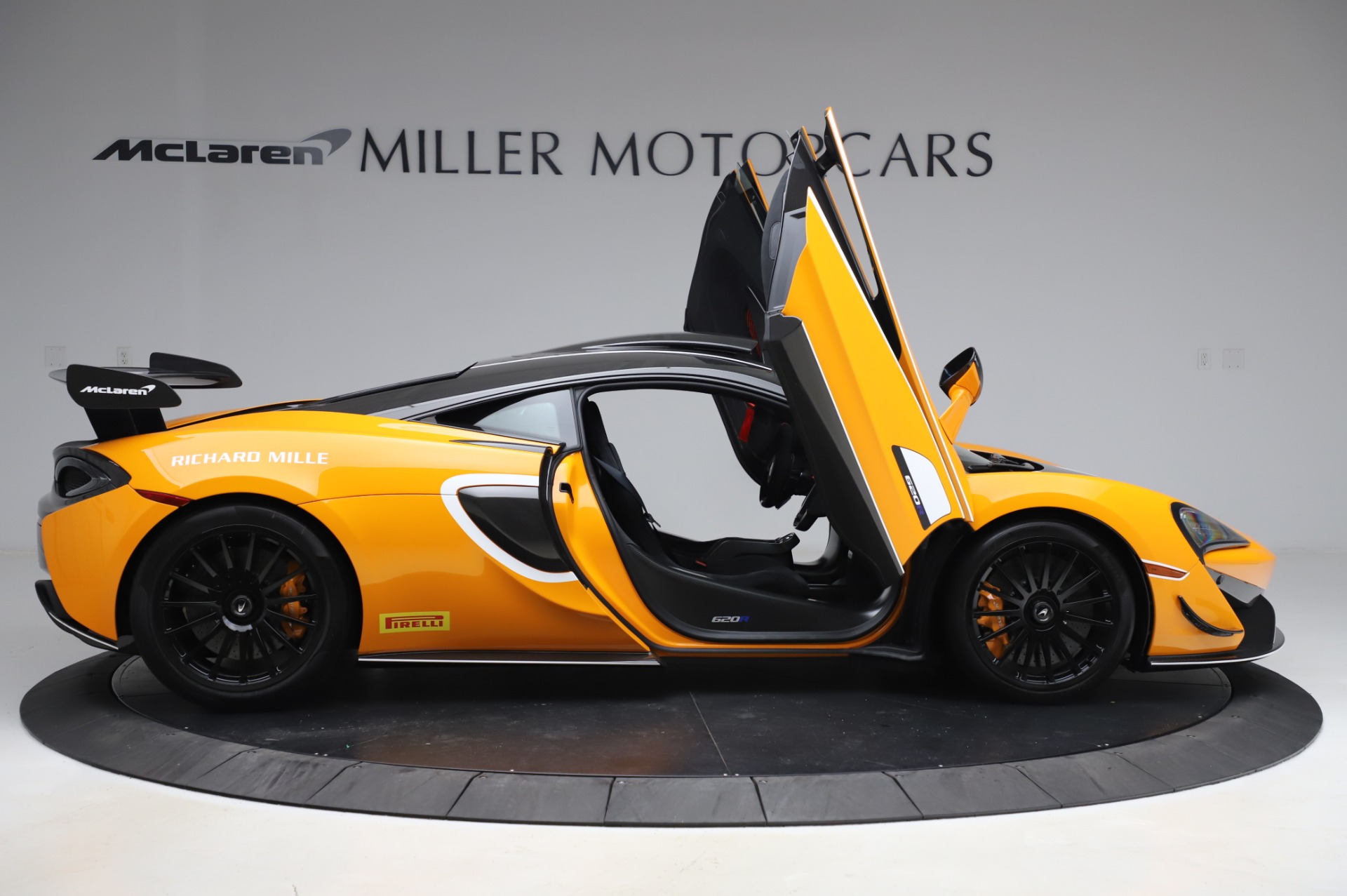 New-2020-McLaren-620R