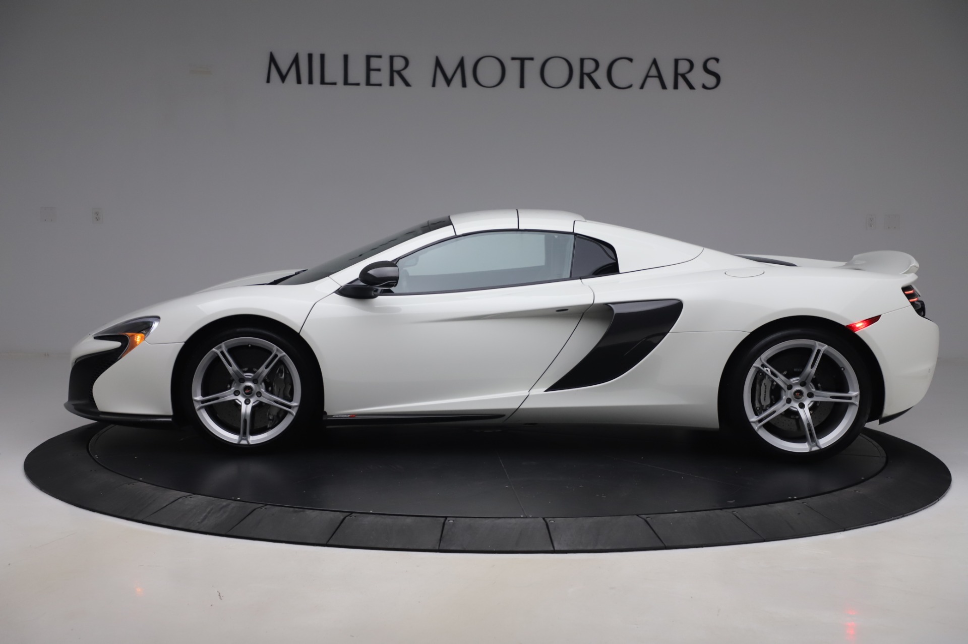 Used-2016-McLaren-650S-Spider