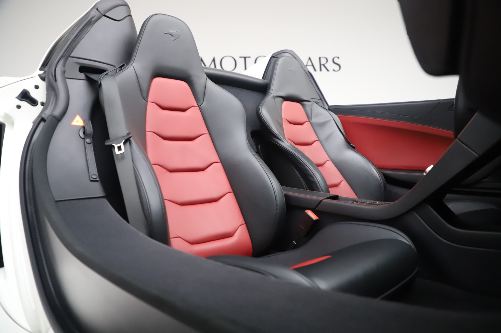 Used-2016-McLaren-650S-Spider