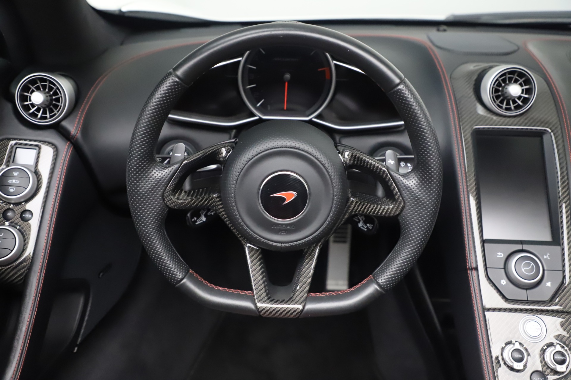 Used-2016-McLaren-650S-Spider