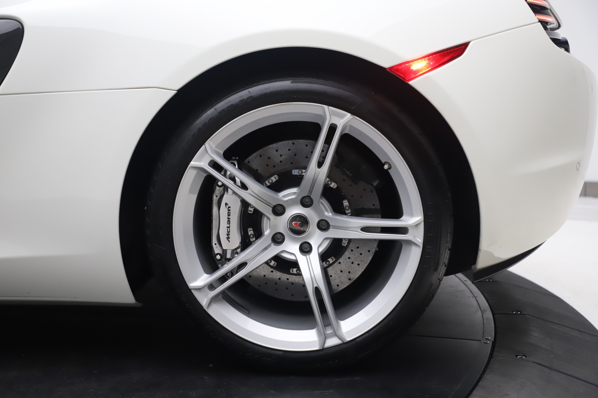 Used-2016-McLaren-650S-Spider