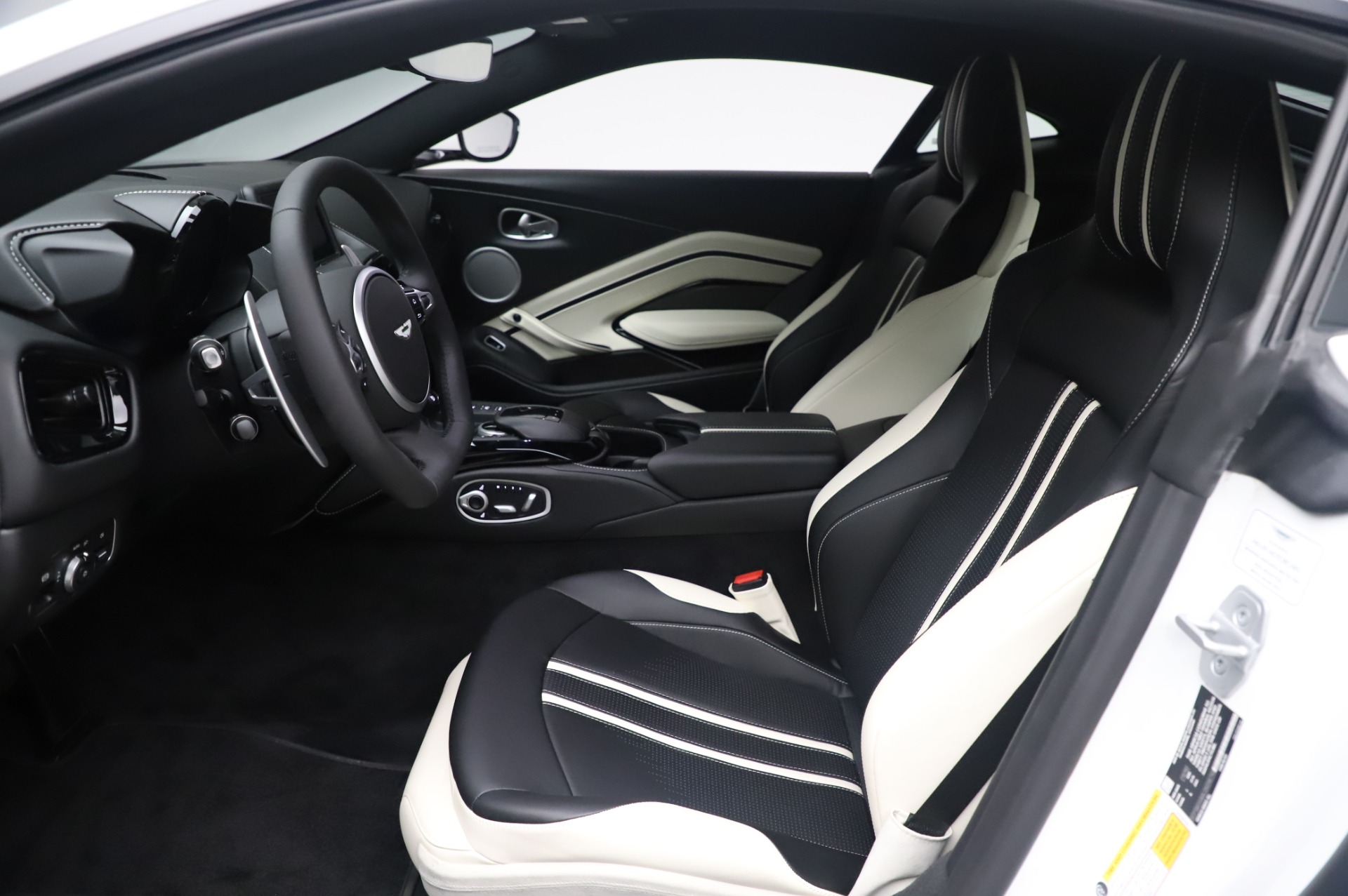 New-2020-Aston-Martin-Vantage