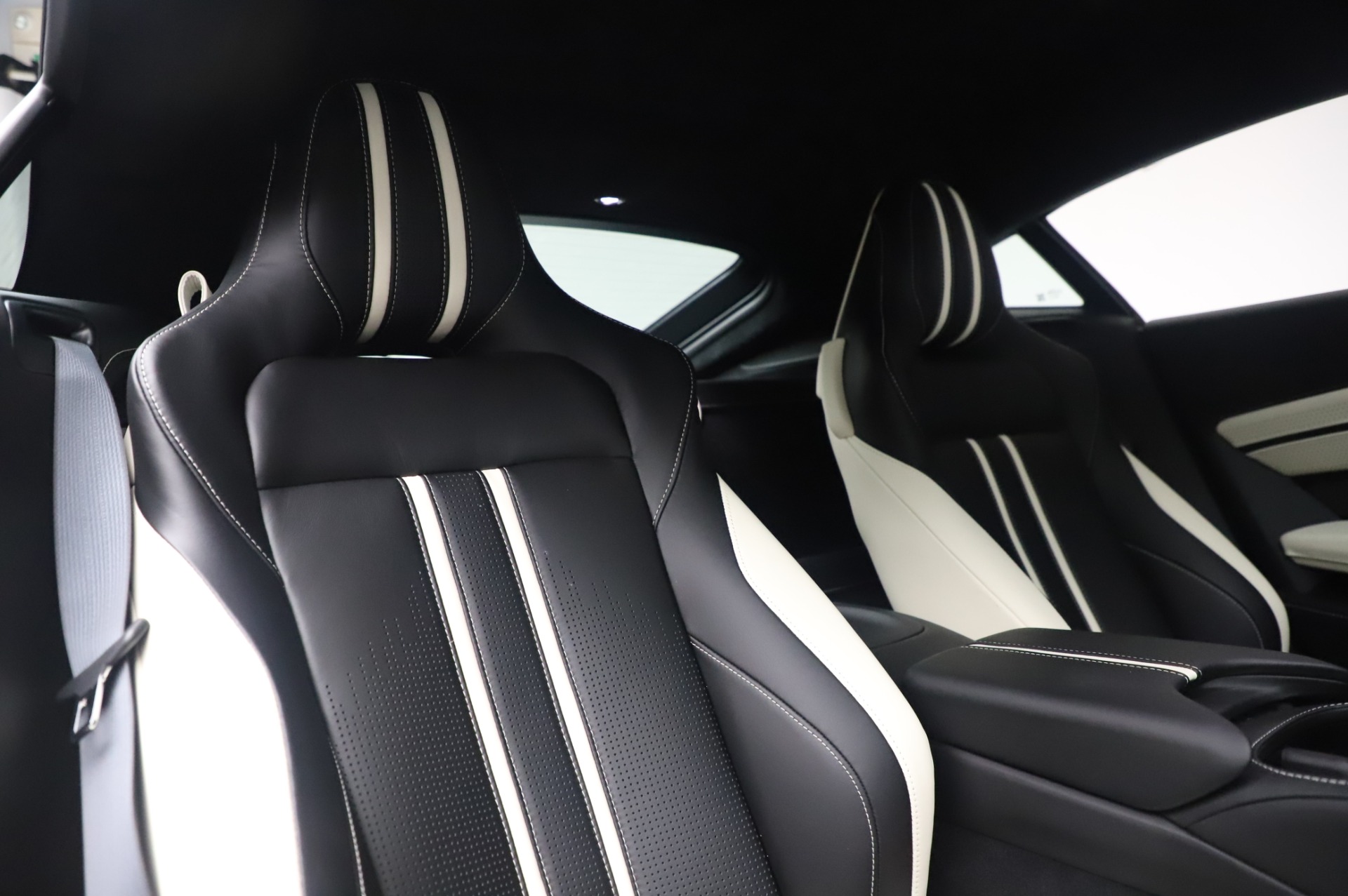 New-2020-Aston-Martin-Vantage