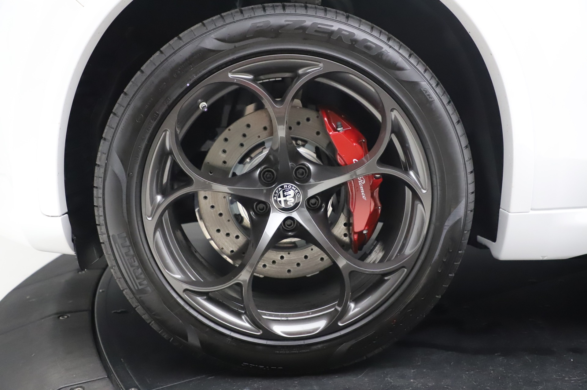 New-2020-Alfa-Romeo-Stelvio-Quadrifoglio