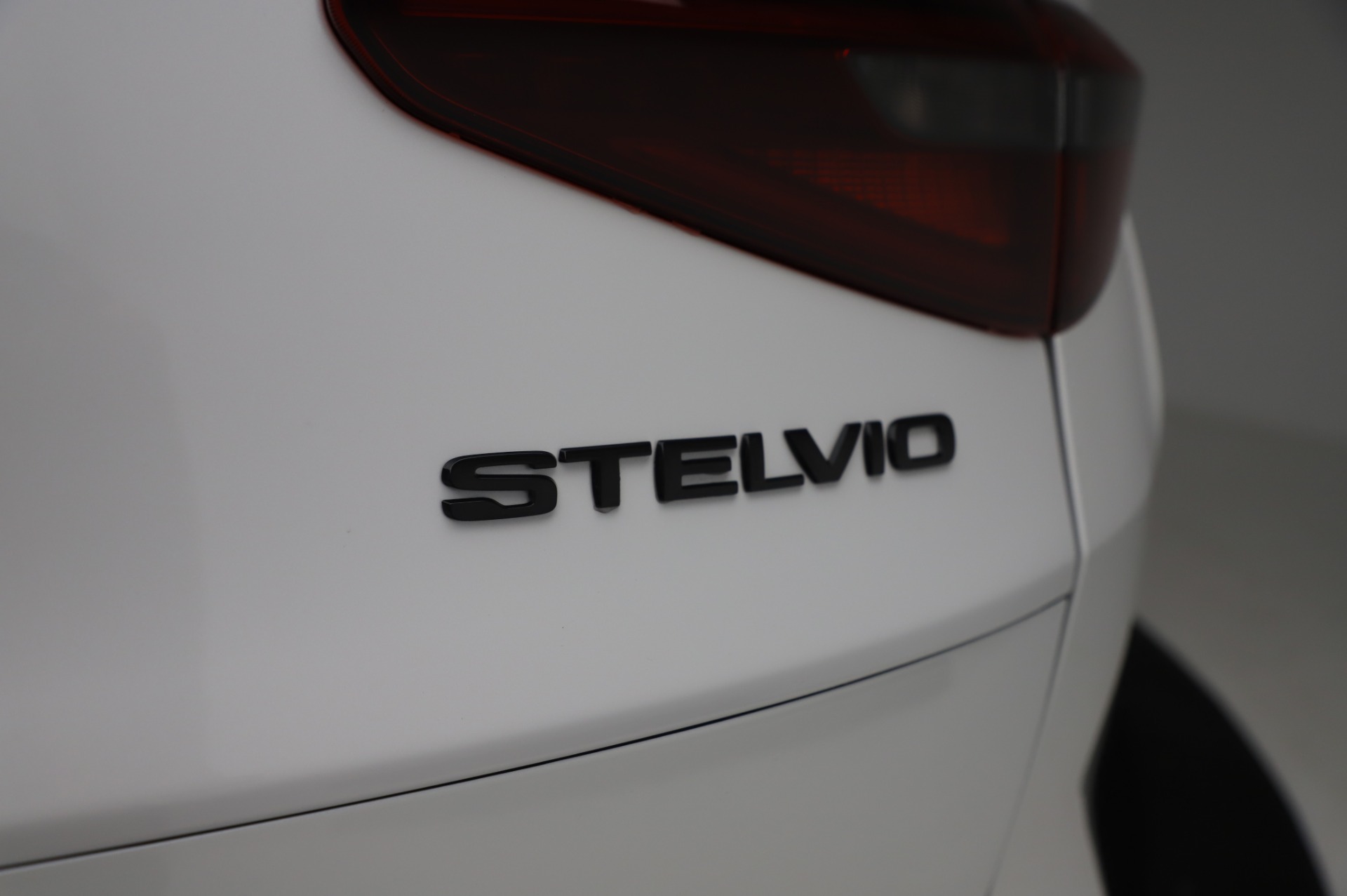 New-2020-Alfa-Romeo-Stelvio-Quadrifoglio