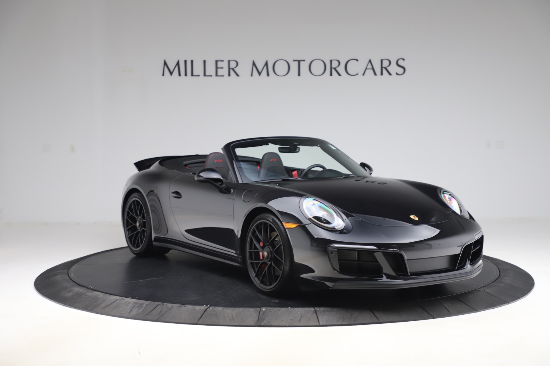 Used-2018-Porsche-911-Carrera-4-GTS