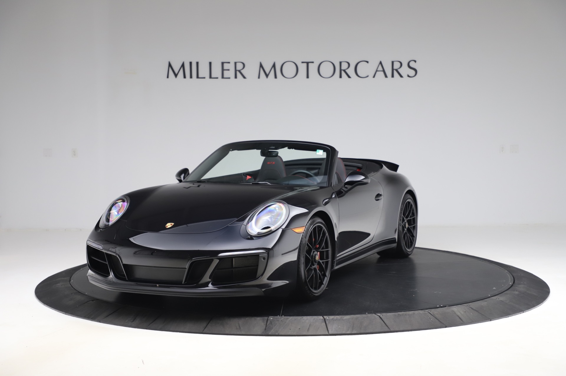Used-2018-Porsche-911-Carrera-4-GTS