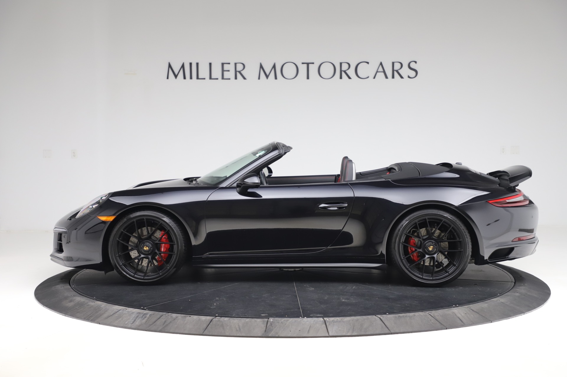 Used-2018-Porsche-911-Carrera-4-GTS