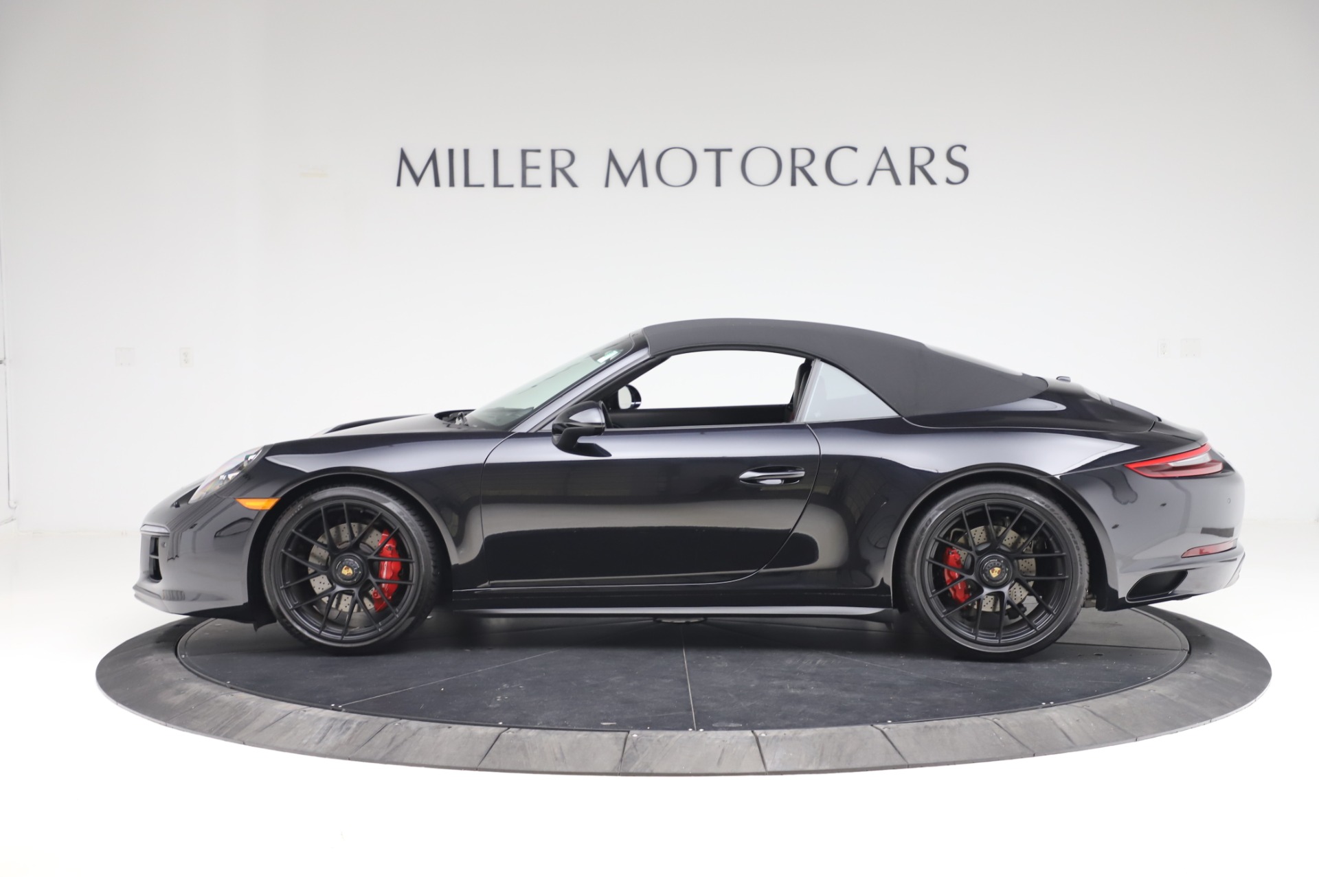 Used-2018-Porsche-911-Carrera-4-GTS