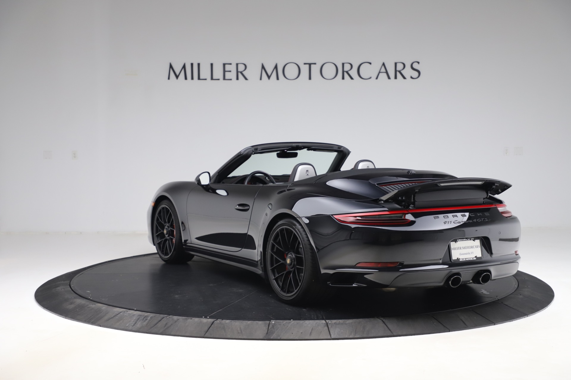 Used-2018-Porsche-911-Carrera-4-GTS