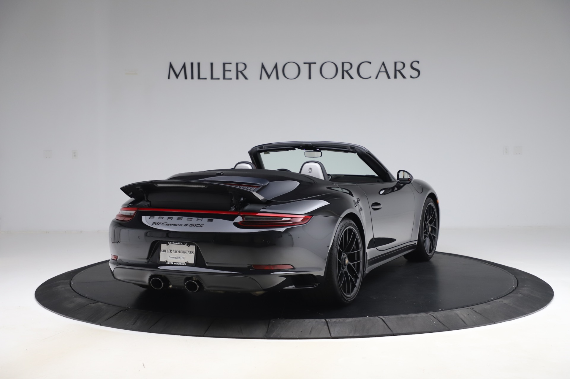 Used-2018-Porsche-911-Carrera-4-GTS