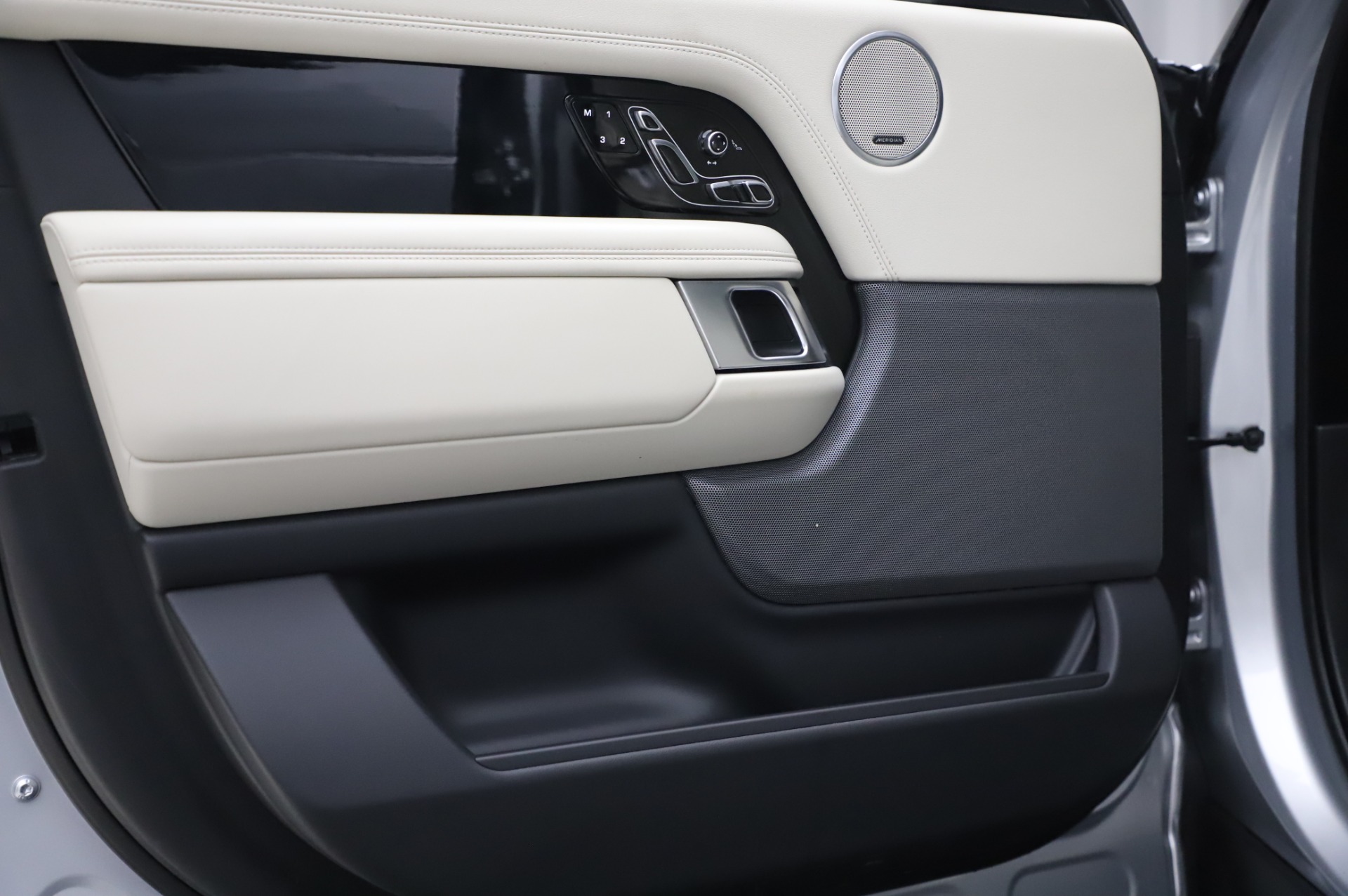 Used-2019-Land-Rover-Range-Rover-Supercharged-LWB