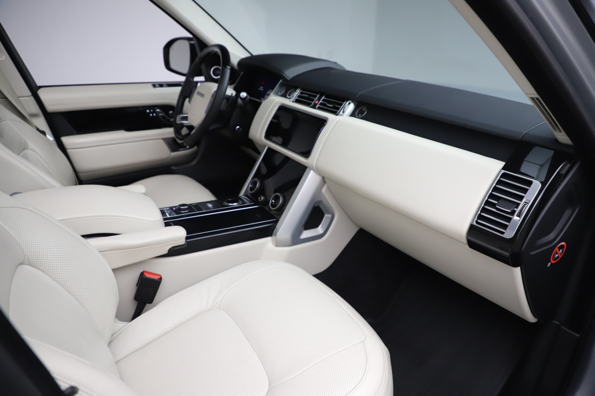 Used-2019-Land-Rover-Range-Rover-Supercharged-LWB