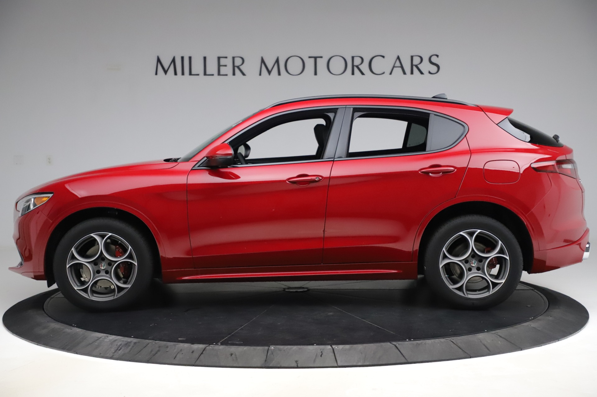 New-2020-Alfa-Romeo-Stelvio-Sport-Q4