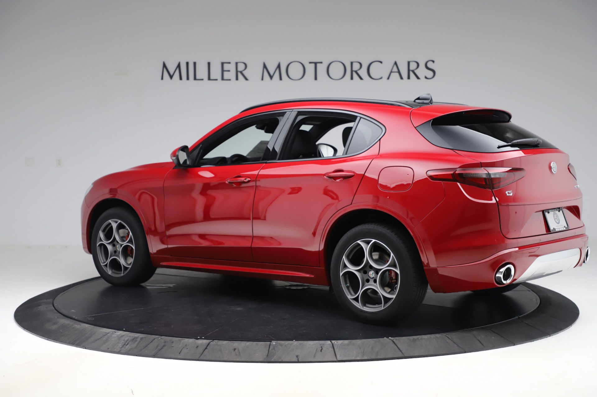 New-2020-Alfa-Romeo-Stelvio-Sport-Q4