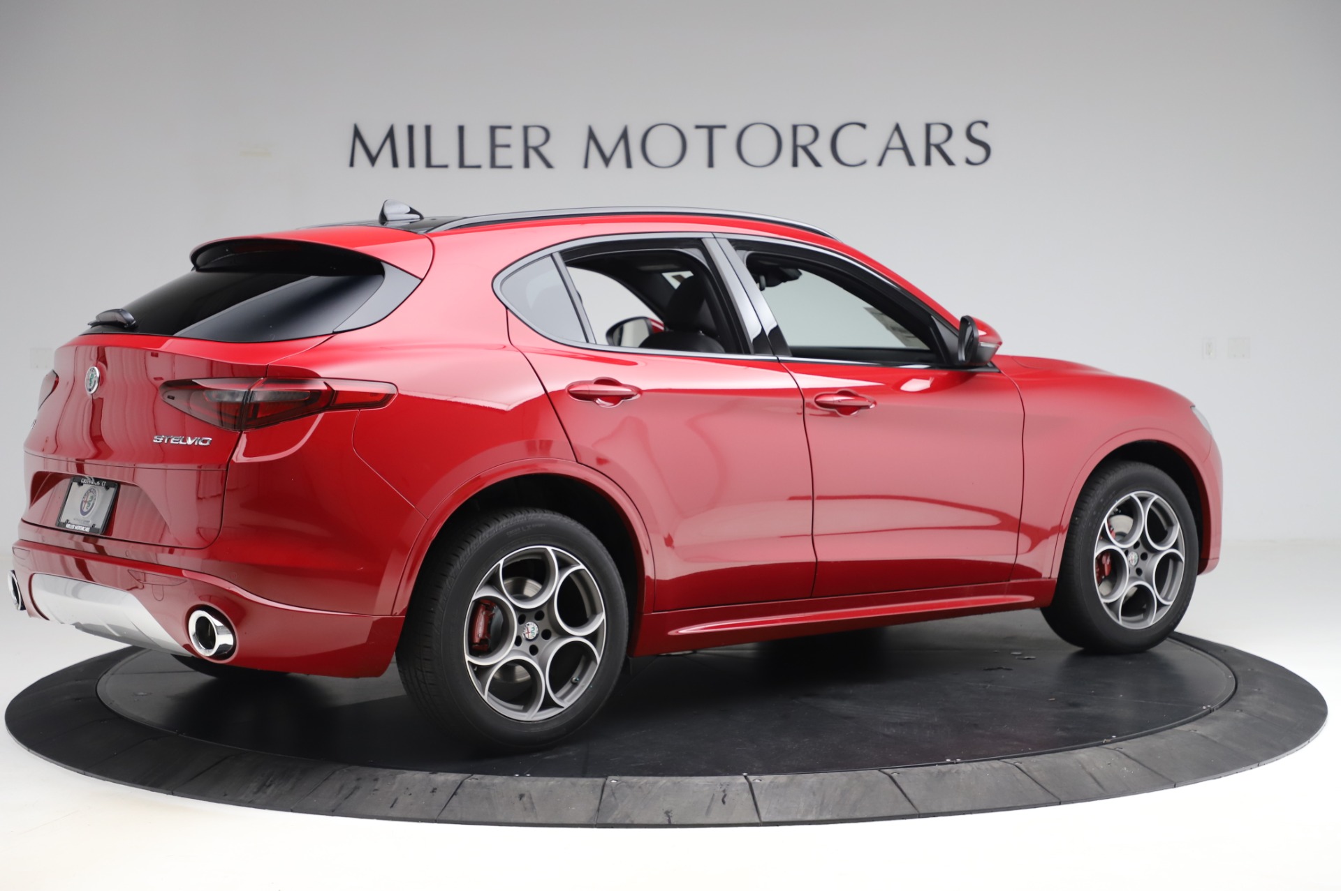 New-2020-Alfa-Romeo-Stelvio-Sport-Q4