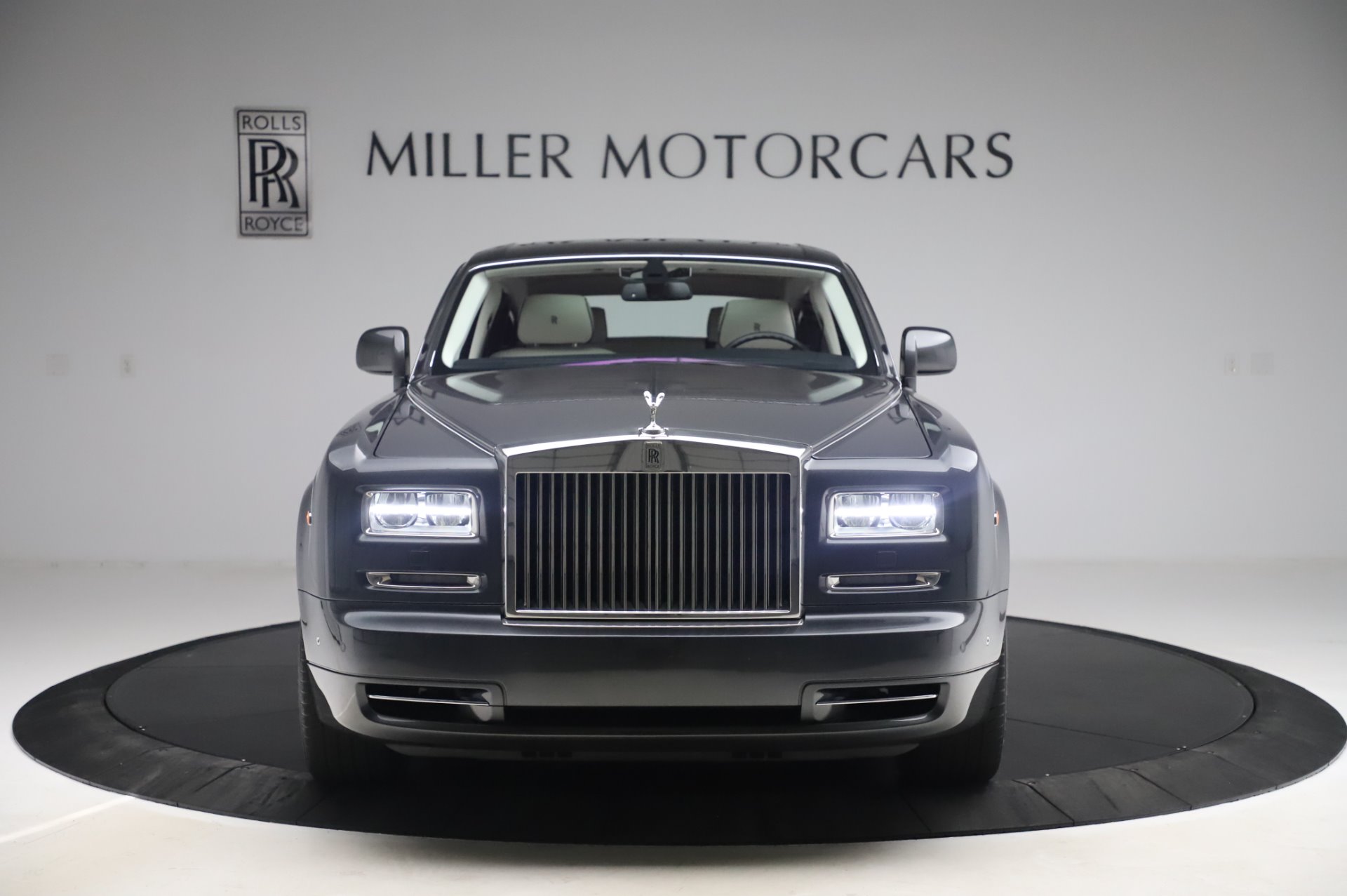Used-2014-Rolls-Royce-Phantom
