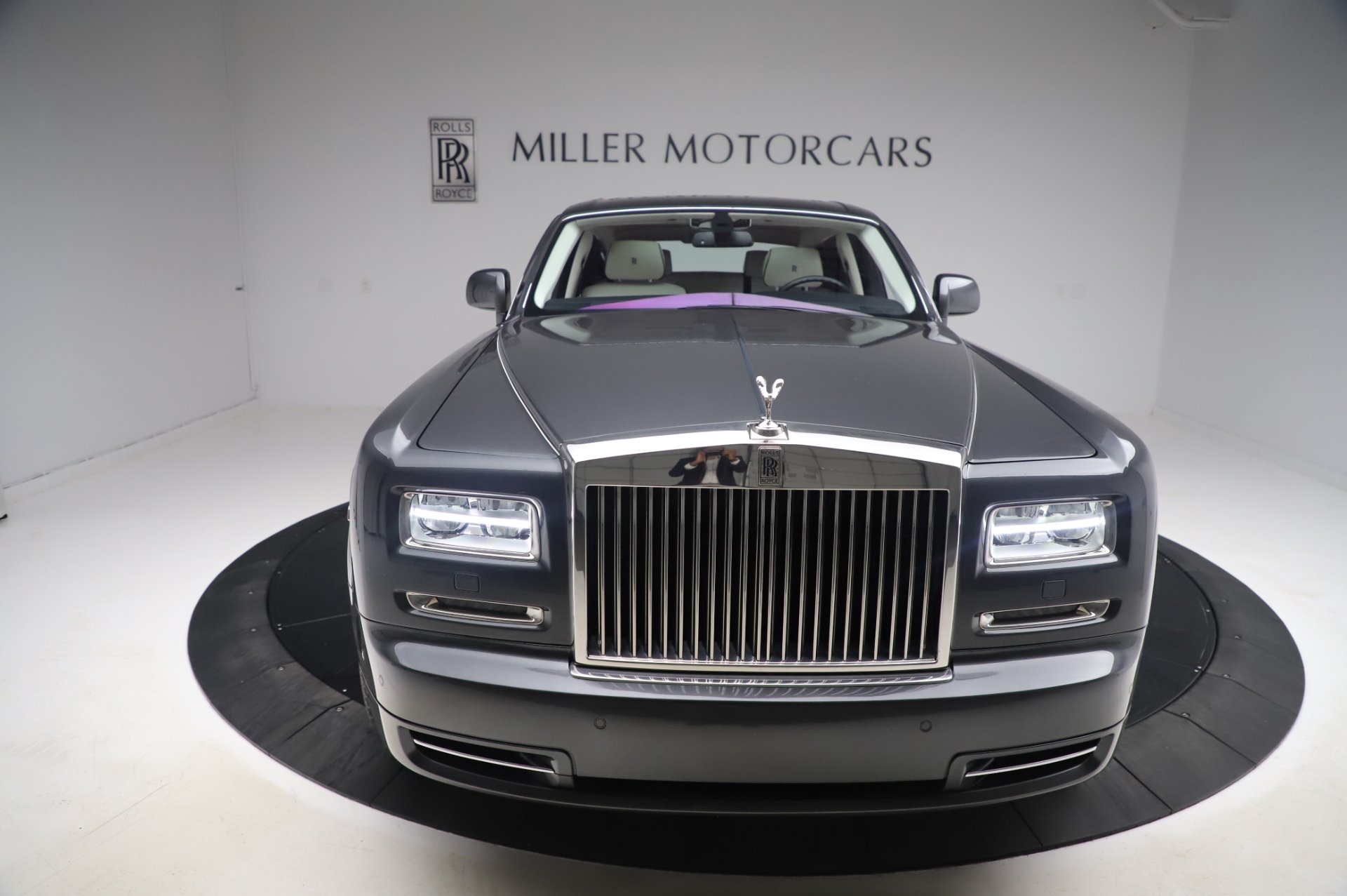 Used-2014-Rolls-Royce-Phantom
