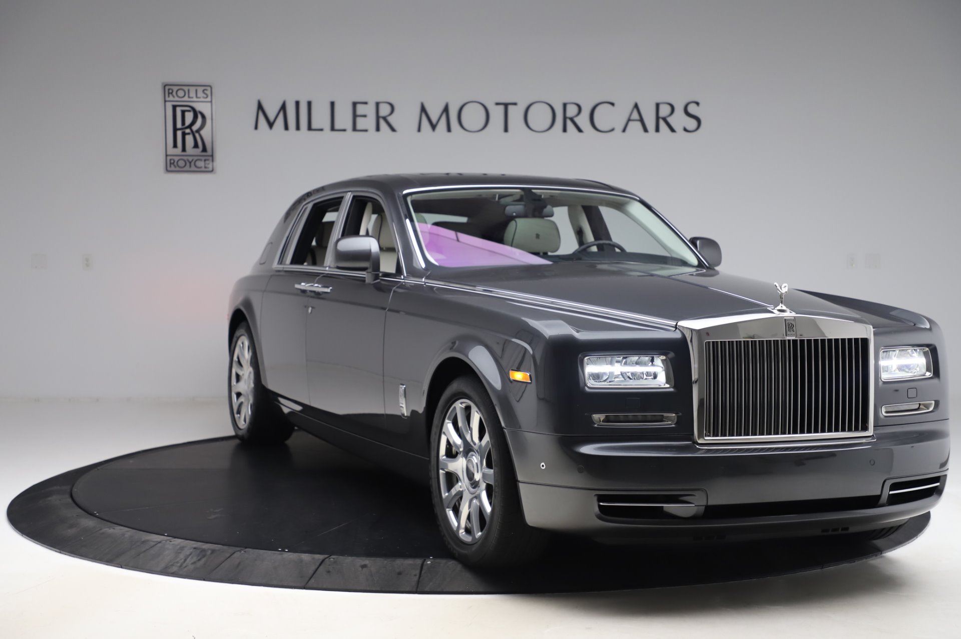 Used-2014-Rolls-Royce-Phantom