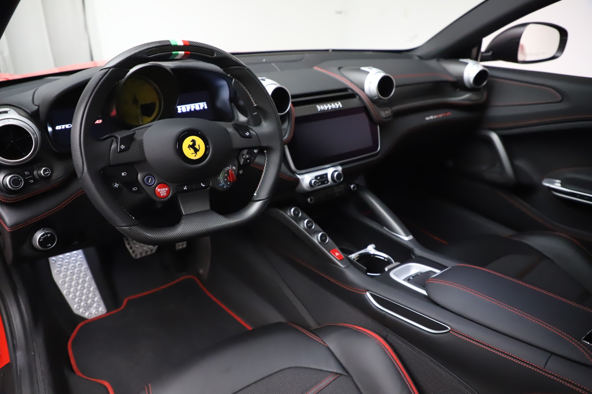 Used-2018-Ferrari-GTC4Lusso