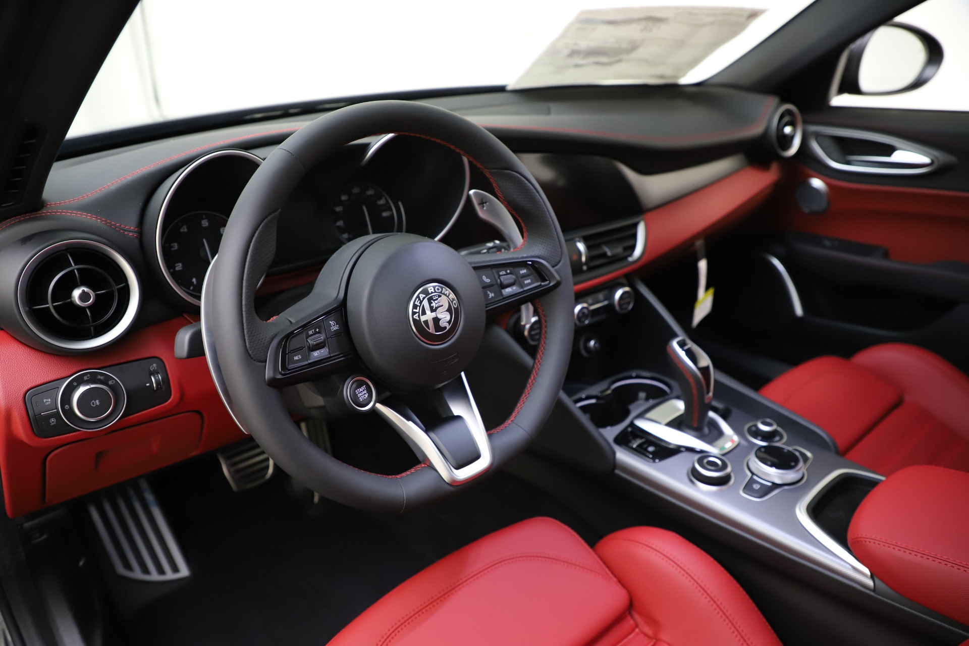 New-2020-Alfa-Romeo-Giulia-Ti-Sport-Q4