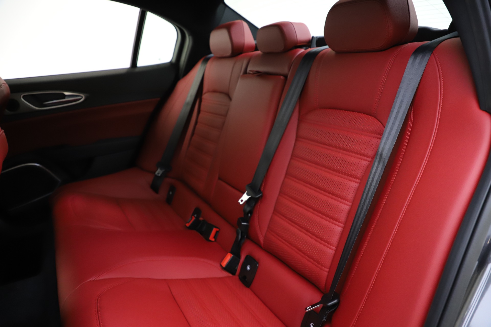 New-2020-Alfa-Romeo-Giulia-Ti-Sport-Q4