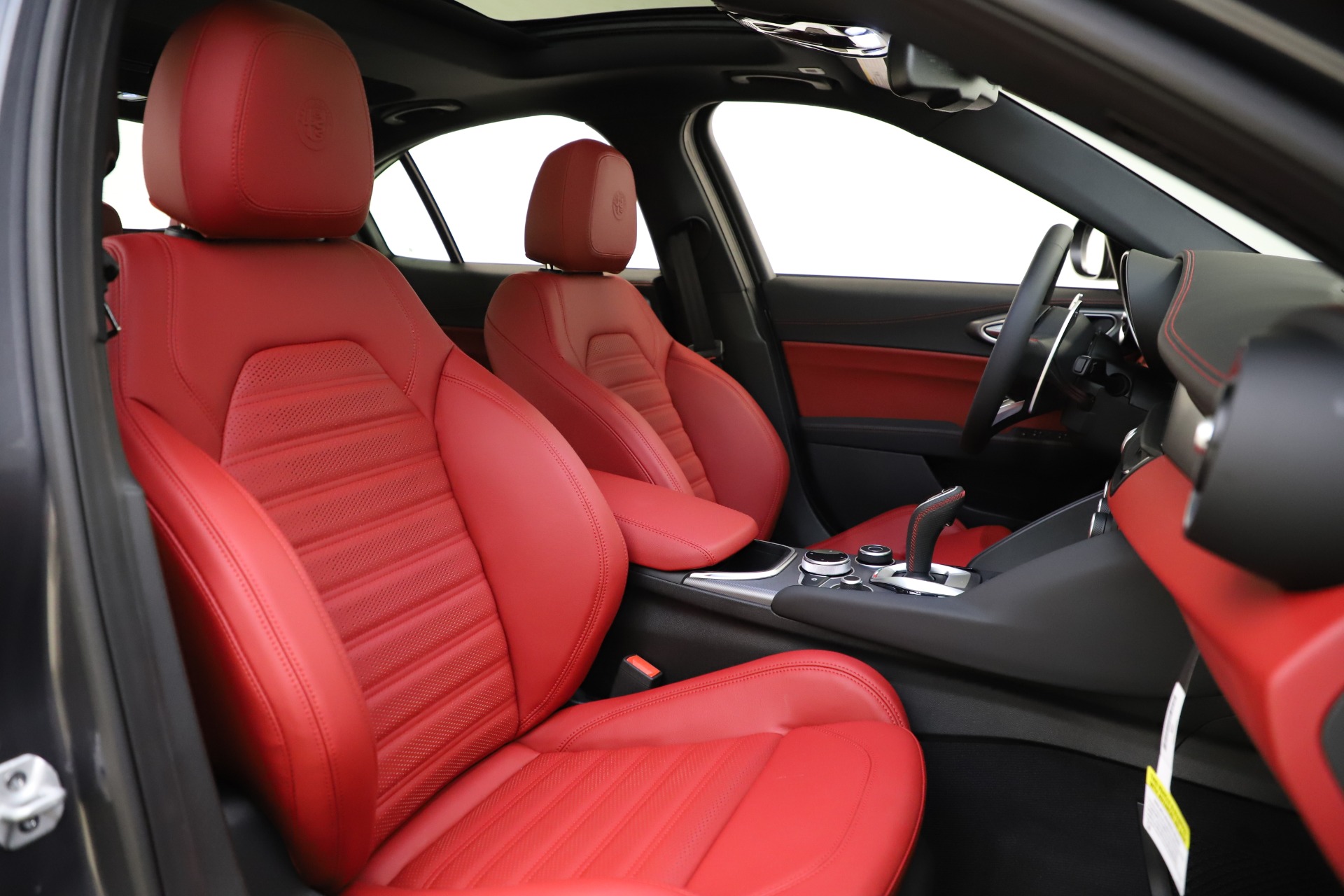 New-2020-Alfa-Romeo-Giulia-Ti-Sport-Q4